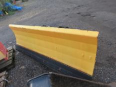 ALBUTT 7FT WIDTH ADJUSTABLE ANGLE SNOW PLOUGH WITH RUBBER BLADE, SUITABLE FOR JCB 515-40 LOADER OR S