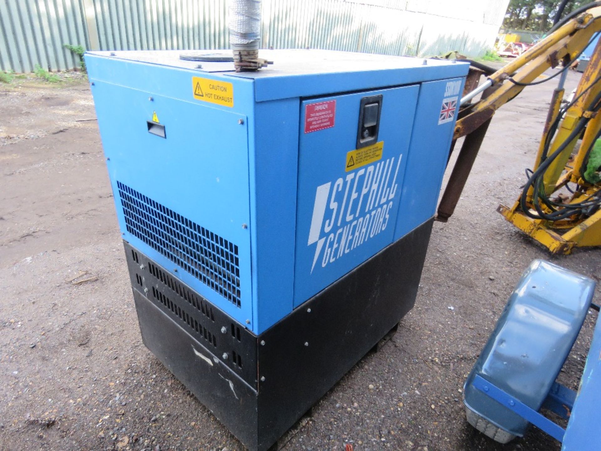 STEPHILL 10KVA SKID MOUNTED GENERATOR, SINGLE PHASE 240V OUTPUT, KUBOTA DIESEL ENGINE. RECENTLY REMO - Image 3 of 6