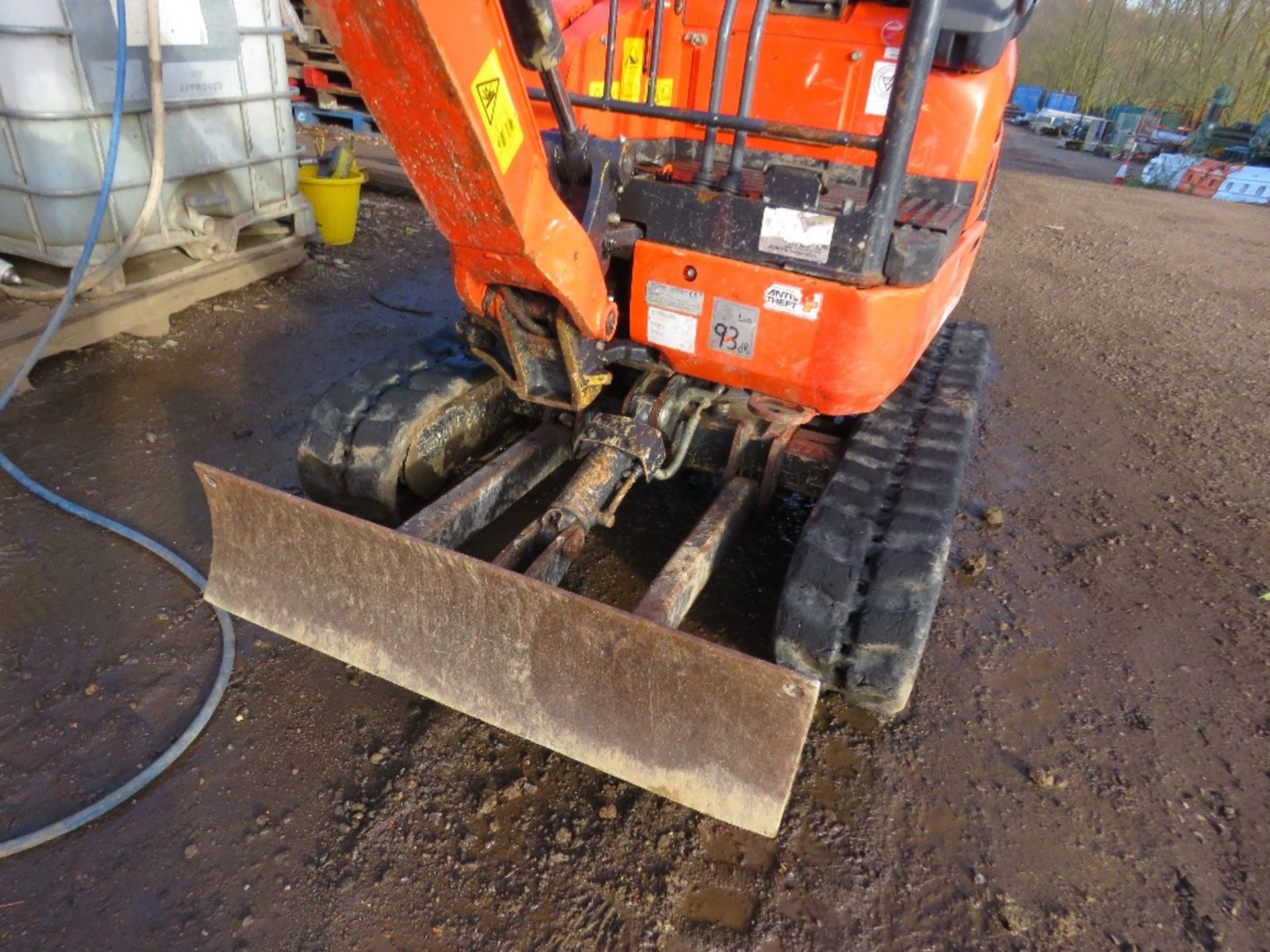 KUBOTA U17-3 RUBBER TRACKED MINI EXCAVATOR YEAR 2020 BUILD. 1358 REC HOURS. SN:KB0V0173PK3K72029. ON - Image 6 of 11