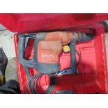 HILTI TE76 BREAKER DRILL 240V POWERED.