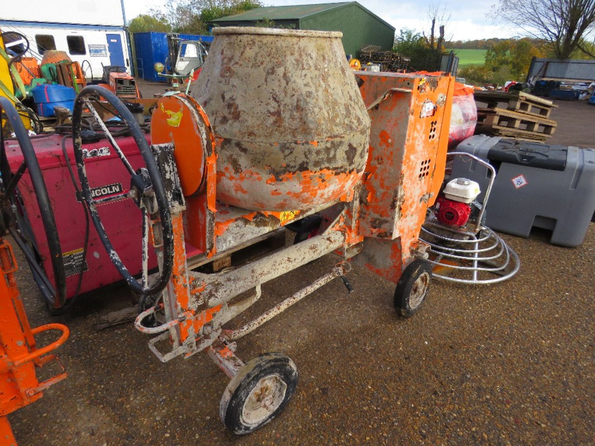 BELLE YANMAR ENGINED ELECTRIC START CEMENT MIXER - Image 2 of 3