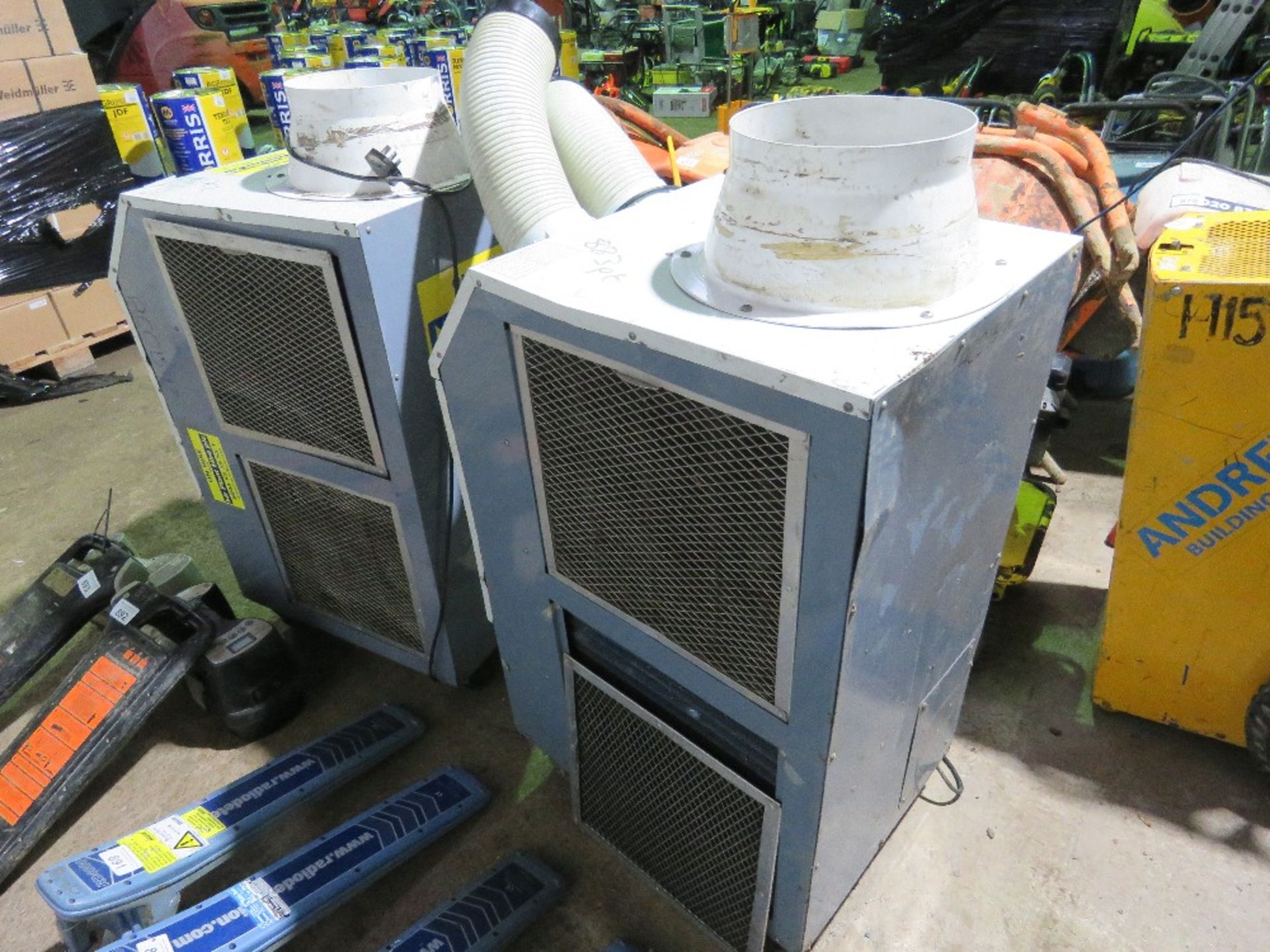 2 X MOVINCOOL SPOT COOLING UNITS 240V LARGE OUTPUT. - Image 4 of 5