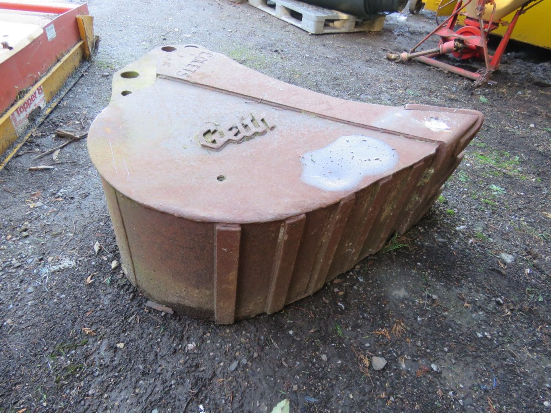 GEITH CASE EXCAVATOR BUCKET, 450MM WIDTH SUITABLE FOR 60MM PINS. - Image 3 of 3