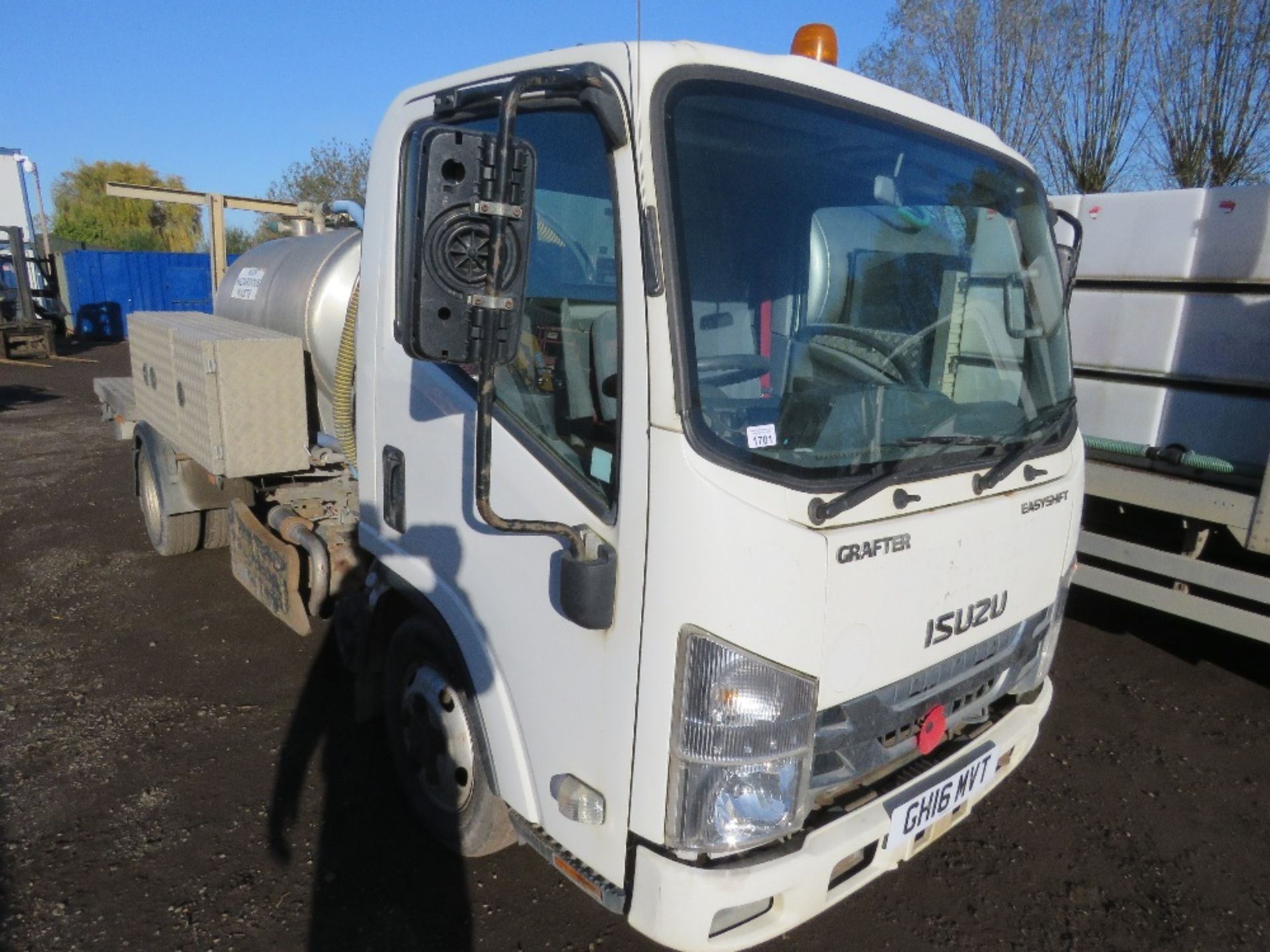 ISUZU GRAFTER 3500KG TOILET SERVICE TRUCK REG:GH16 MVT. WITH V5, OWNED FROM NEW, D.O.R:01/03/16.