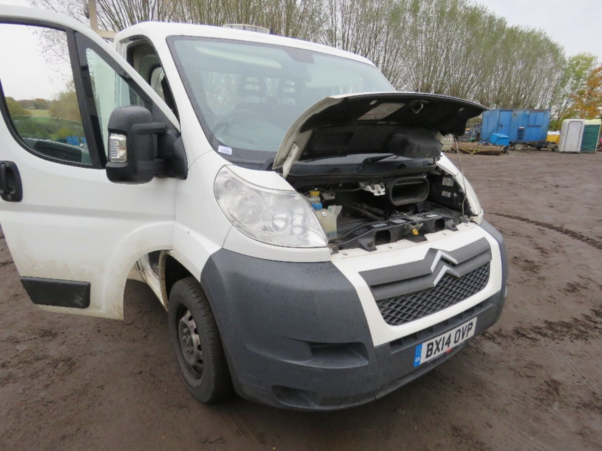 CITROEN LOW BED PLANT TRUCK, REG:BX14 OVP. 3500KG RATED WITH RAMPS. 125,870 REC MILES. WITH V5, MOT - Image 2 of 13