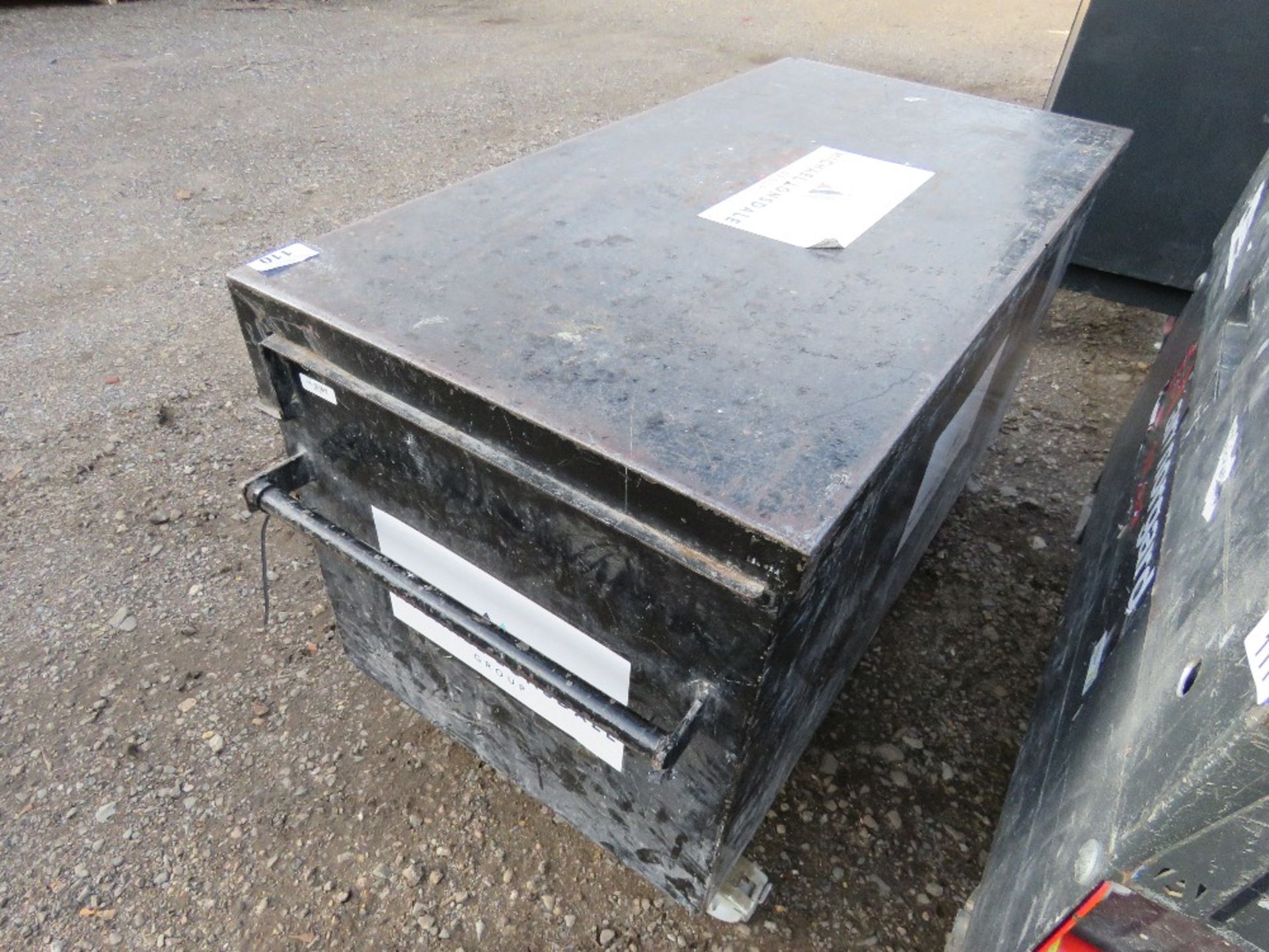 STEEL TOOL BOX. DIRECT FROM COMPANY LIQUIDATION. - Image 2 of 5