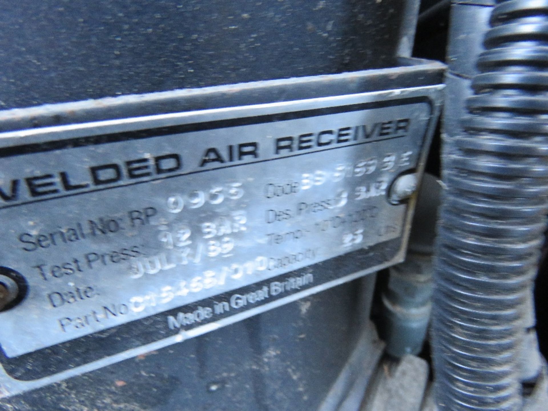 COMPAIR LARGE OUTPUT COMPRESSOR WITH PERKINS ENGINE. WHEN TESTED WAS SEEN TO RUN AND MAKE AIR. - Image 12 of 13