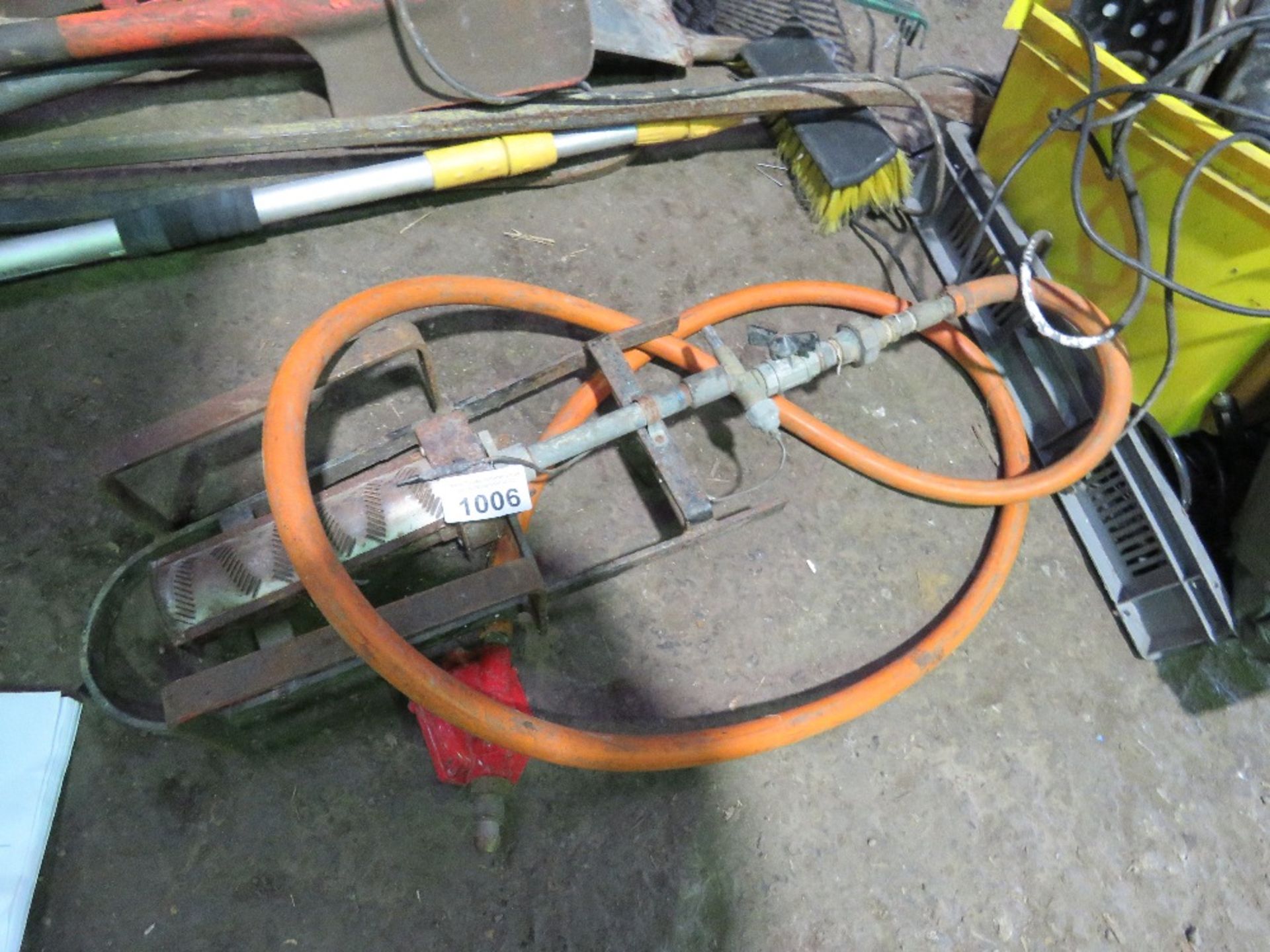 GAS BURNER. SOURCED FROM COMPANY LIQUIDATION.