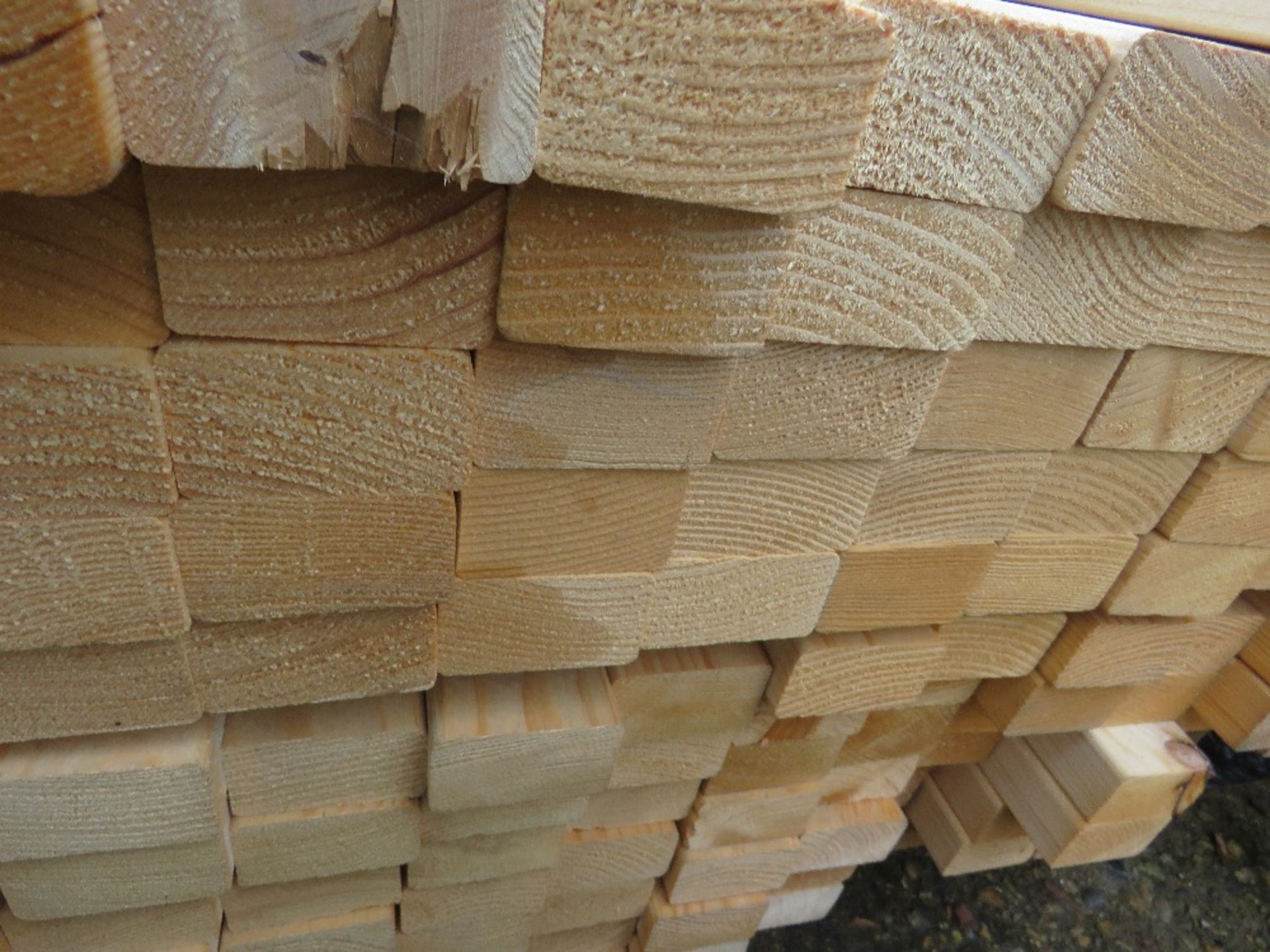 APPROX 208 PIECES OF UNTREATED STUDDING TIMBER. 3 INCH X 2 INCH AND 10 FT LENGTH APPROX. THIS LO - Image 3 of 3