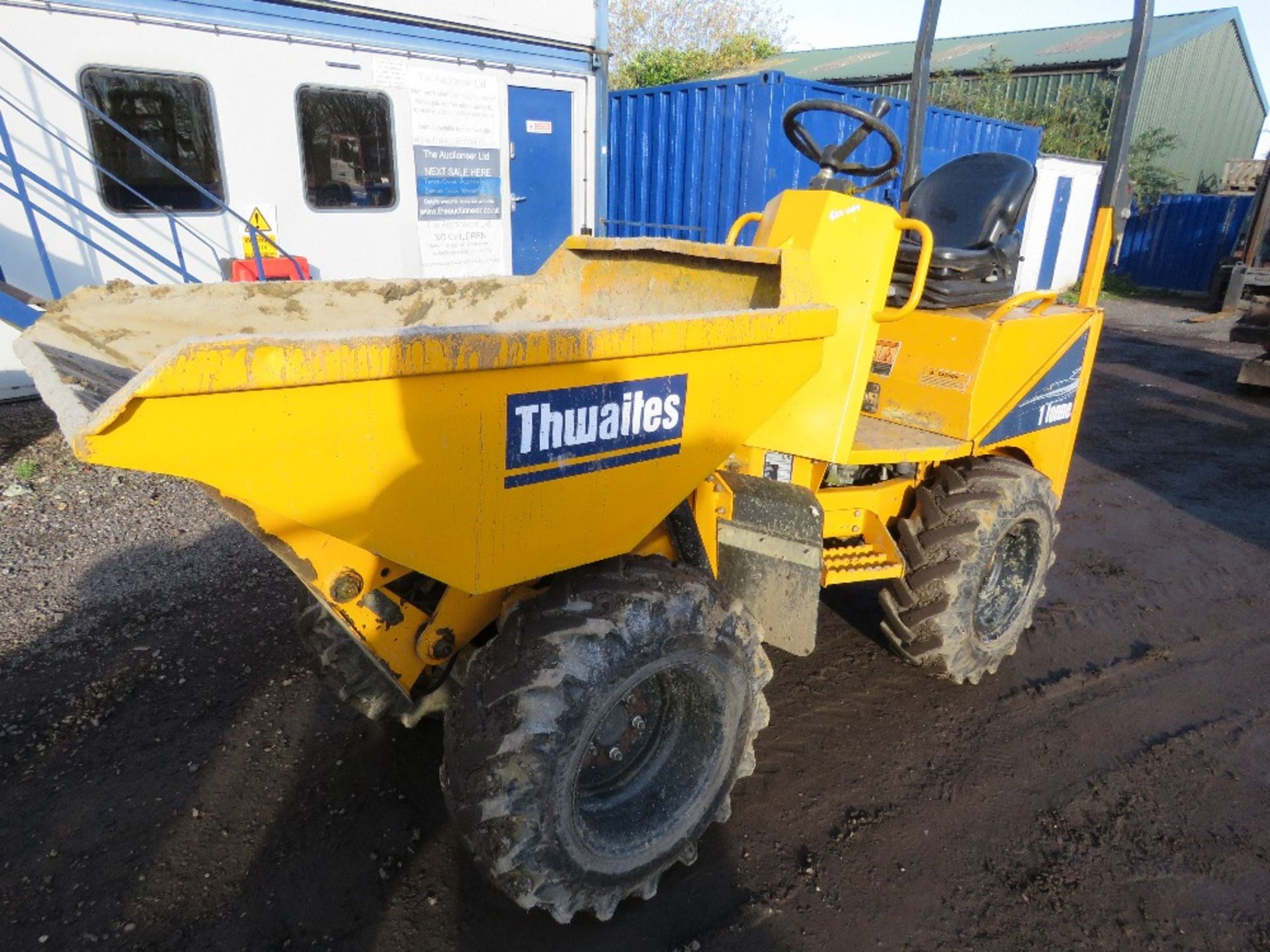 THWAITES 1 TONNE HIGH TIP SKIP LOADING DUMPER YEAR 2013 BUILD. 622 REC/SHOWING HOURS.SN:SLCM201Z1317