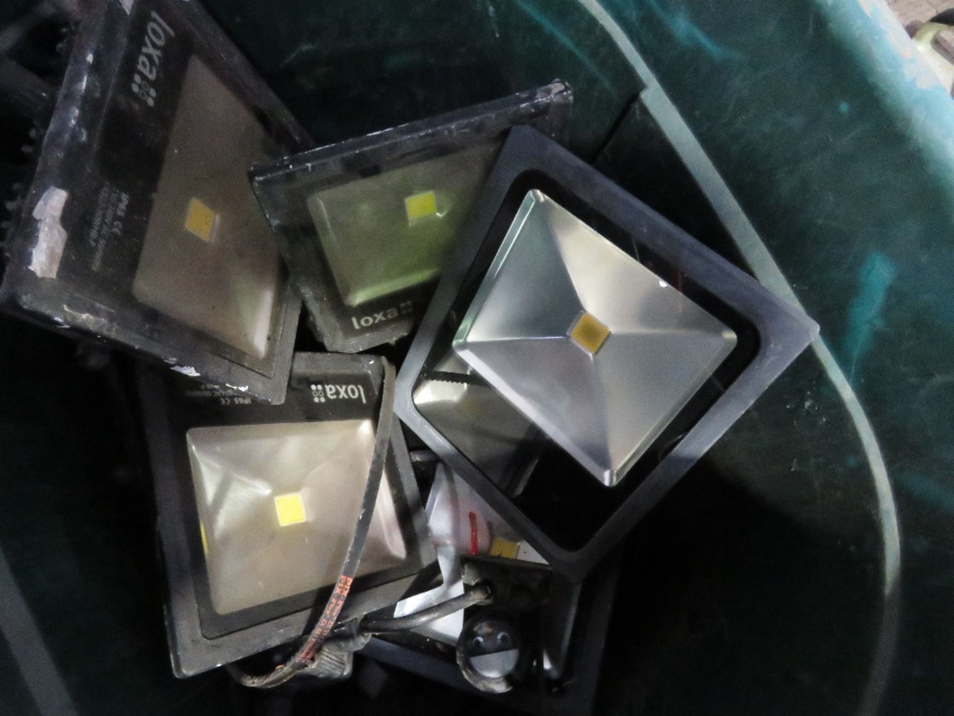 BUCKET CONTAINING 8 NO. ASSORTED LED LIGHTS. THIS LOT IS SOLD UNDER THE AUCTIONEERS MARGIN SCHEM - Image 4 of 4