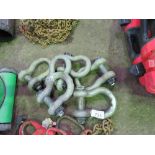 6 X LARGE SHACKLES. THIS LOT IS SOLD UNDER THE AUCTIONEERS MARGIN SCHEME, THEREFORE NO VAT WILL