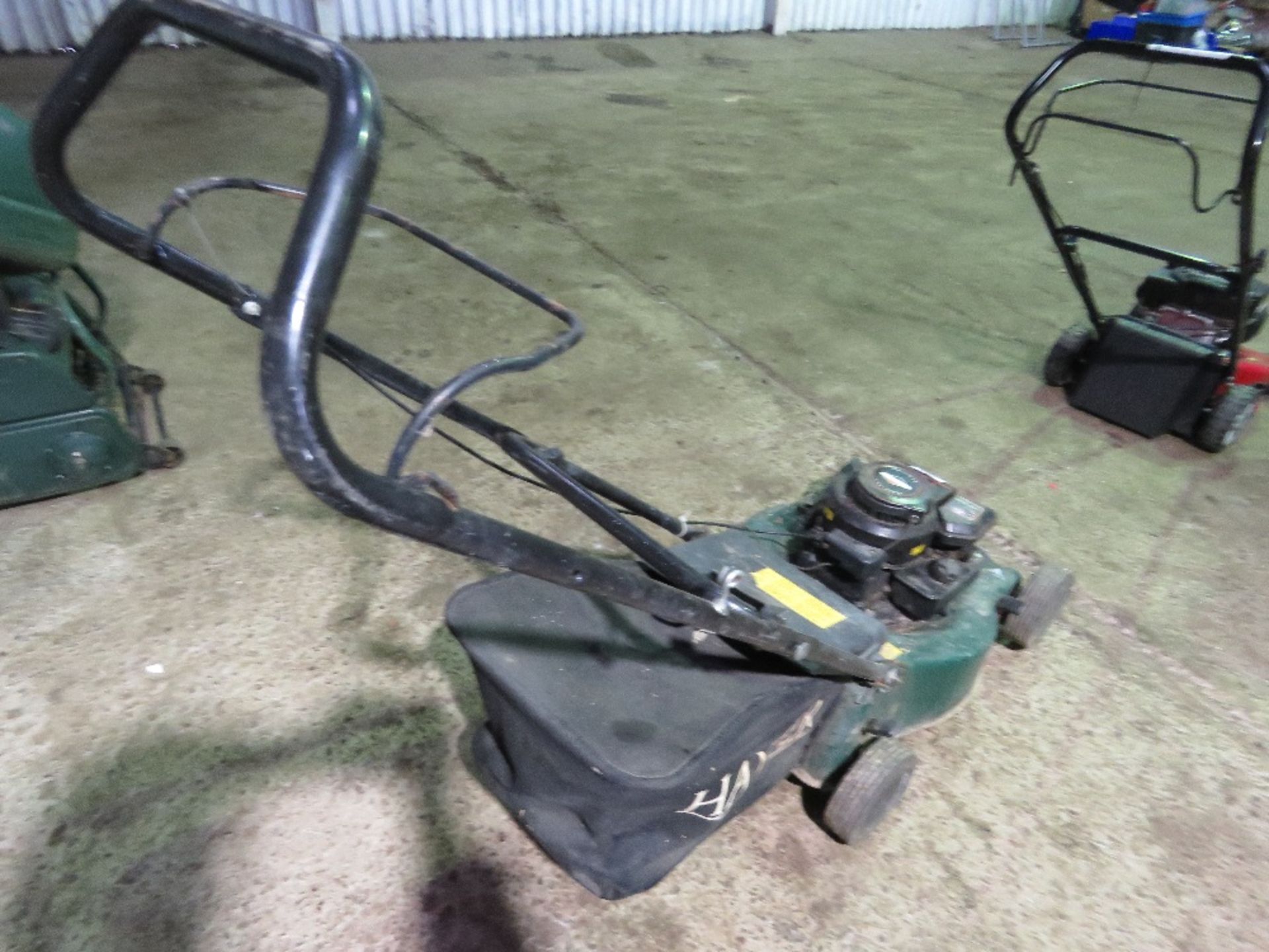 HAYTER MOWER WITH BAG. THIS LOT IS SOLD UNDER THE AUCTIONEERS MARGIN SCHEME, THEREFORE NO VAT WI - Image 3 of 4