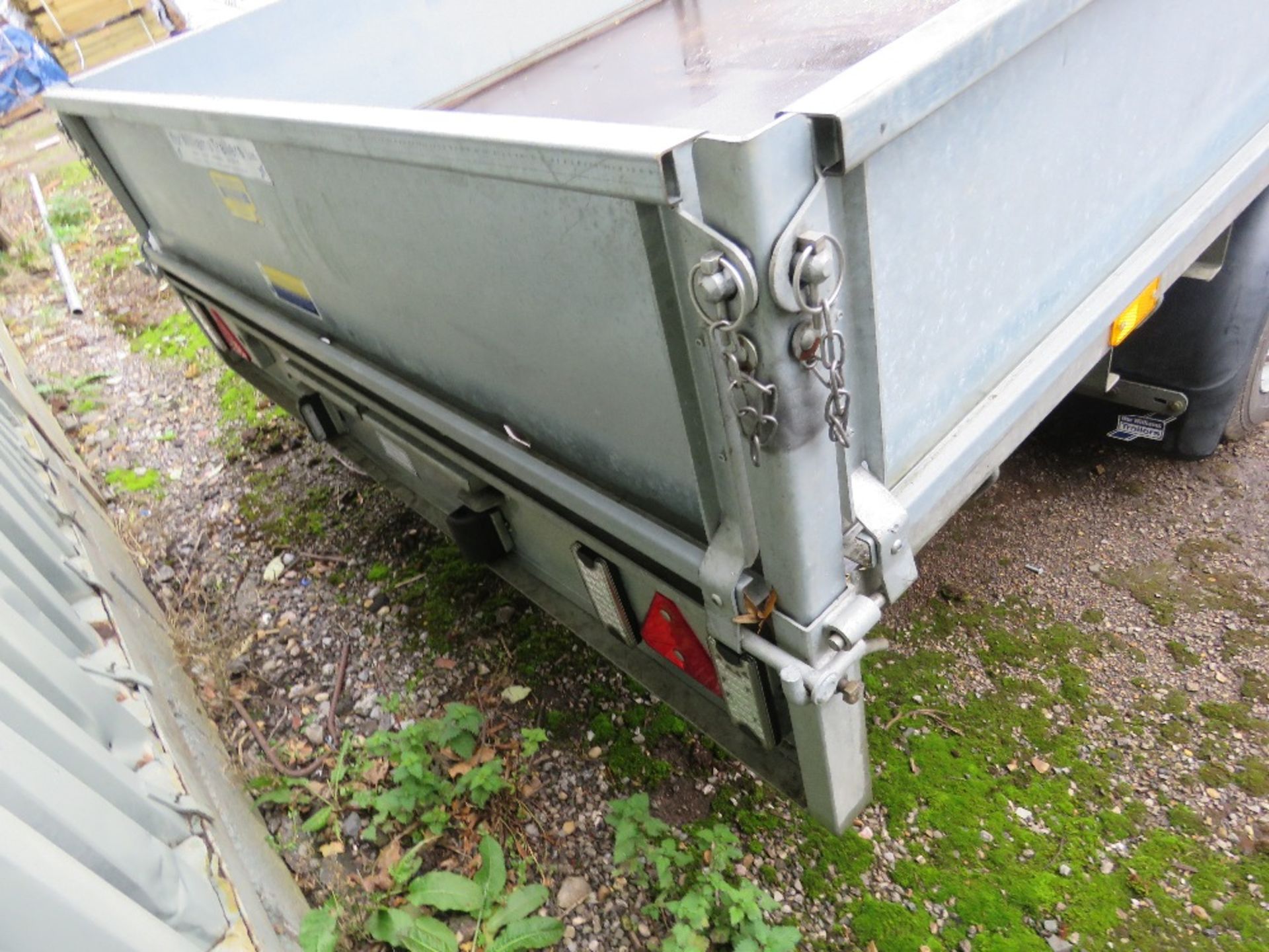 IFOR WILLIAMS 12FT LM126G TWIN AXLED PLANT TRAILER WITH SIDES, RAMPS AND TIE DOWN RINGS. YEAR 2019, - Image 6 of 11