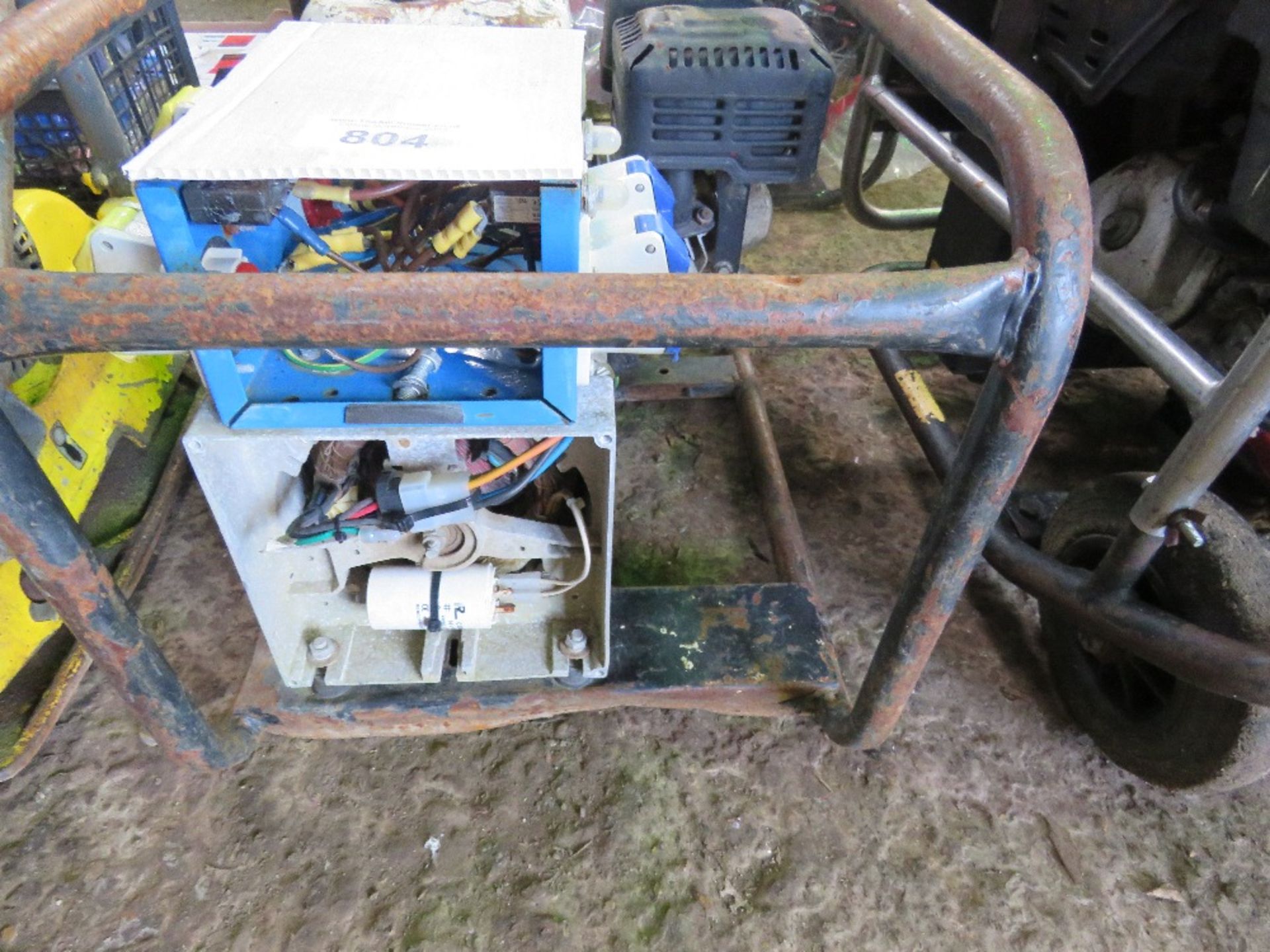 PETROL ENGINED GENERATOR. - Image 4 of 4