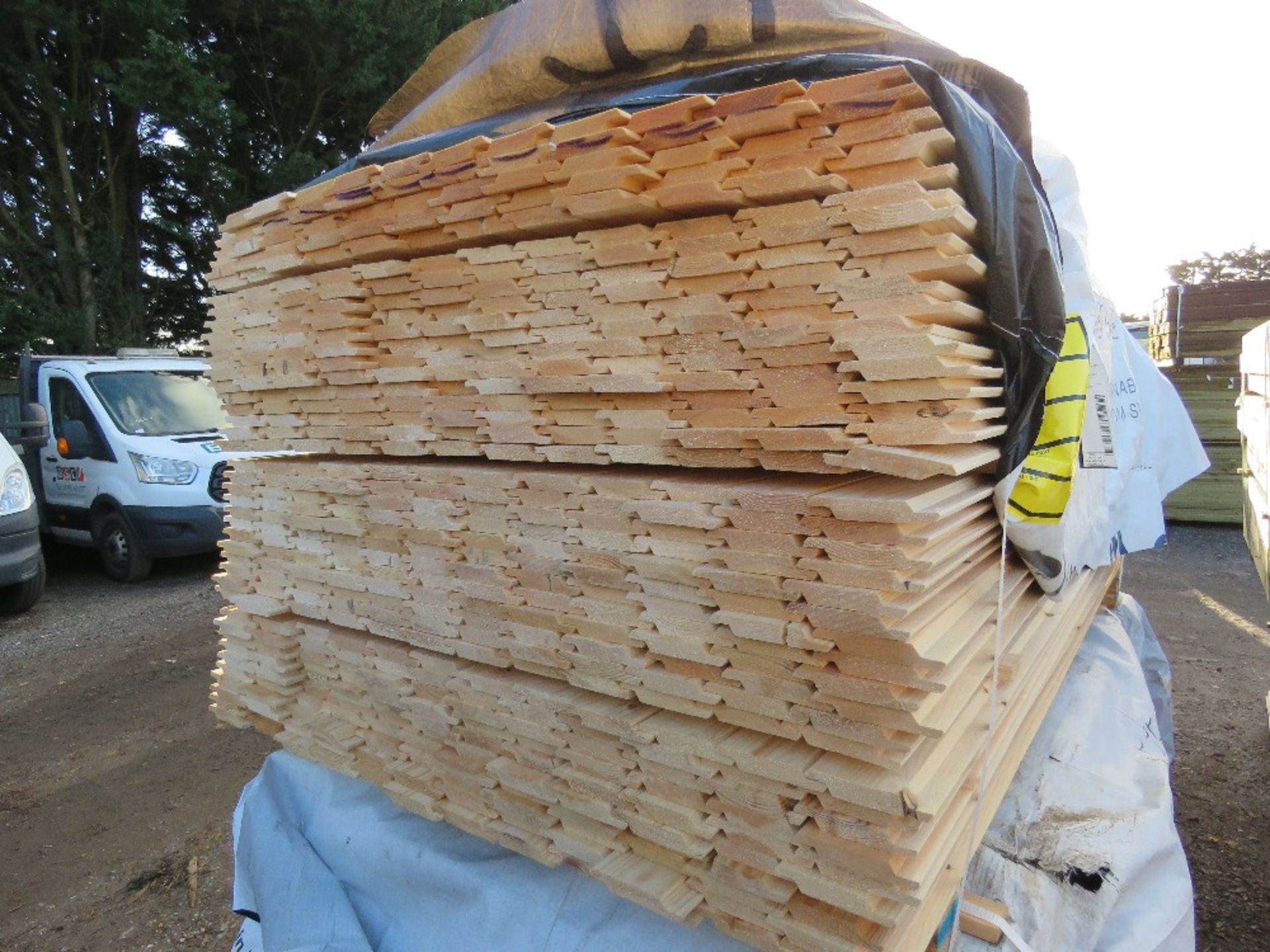 LARGE PACK OF UNTREATED SHIPLAP CLADDING BOARDS 1.73M LENGTH X 100MM APPROX. - Image 2 of 3