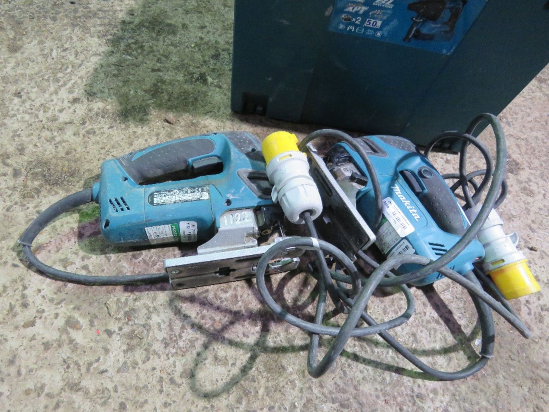 2X MAKITA 110V JIGSAWS SOURCED FROM LARGE CONSTRUCTION COMPANY LIQUIDATION. - Image 3 of 4