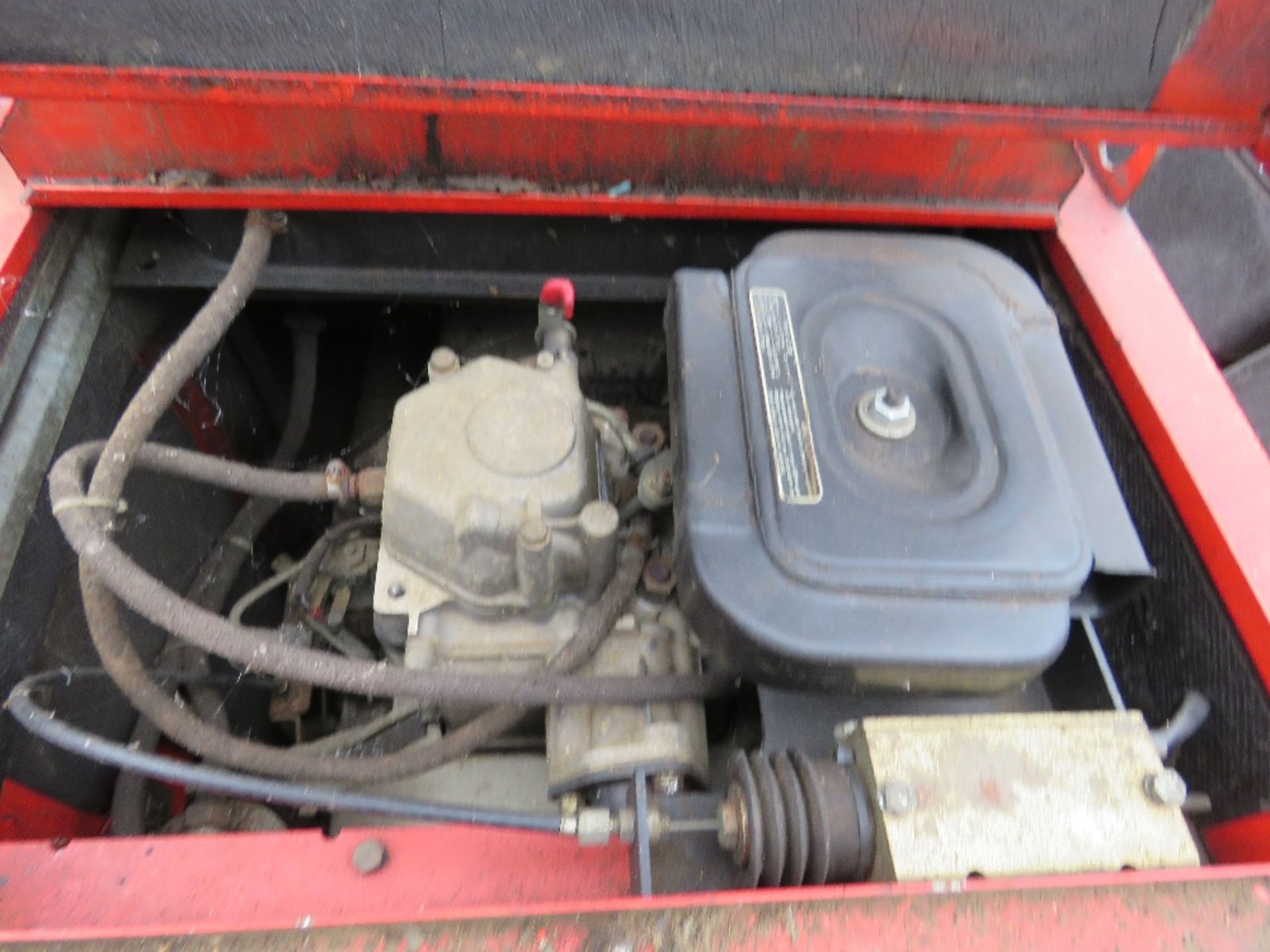 GENSET MG6000 DIESEL ENGINED GENERATOR. THIS LOT IS SOLD UNDER THE AUCTIONEERS MARGIN SCHEME, TH - Image 6 of 7