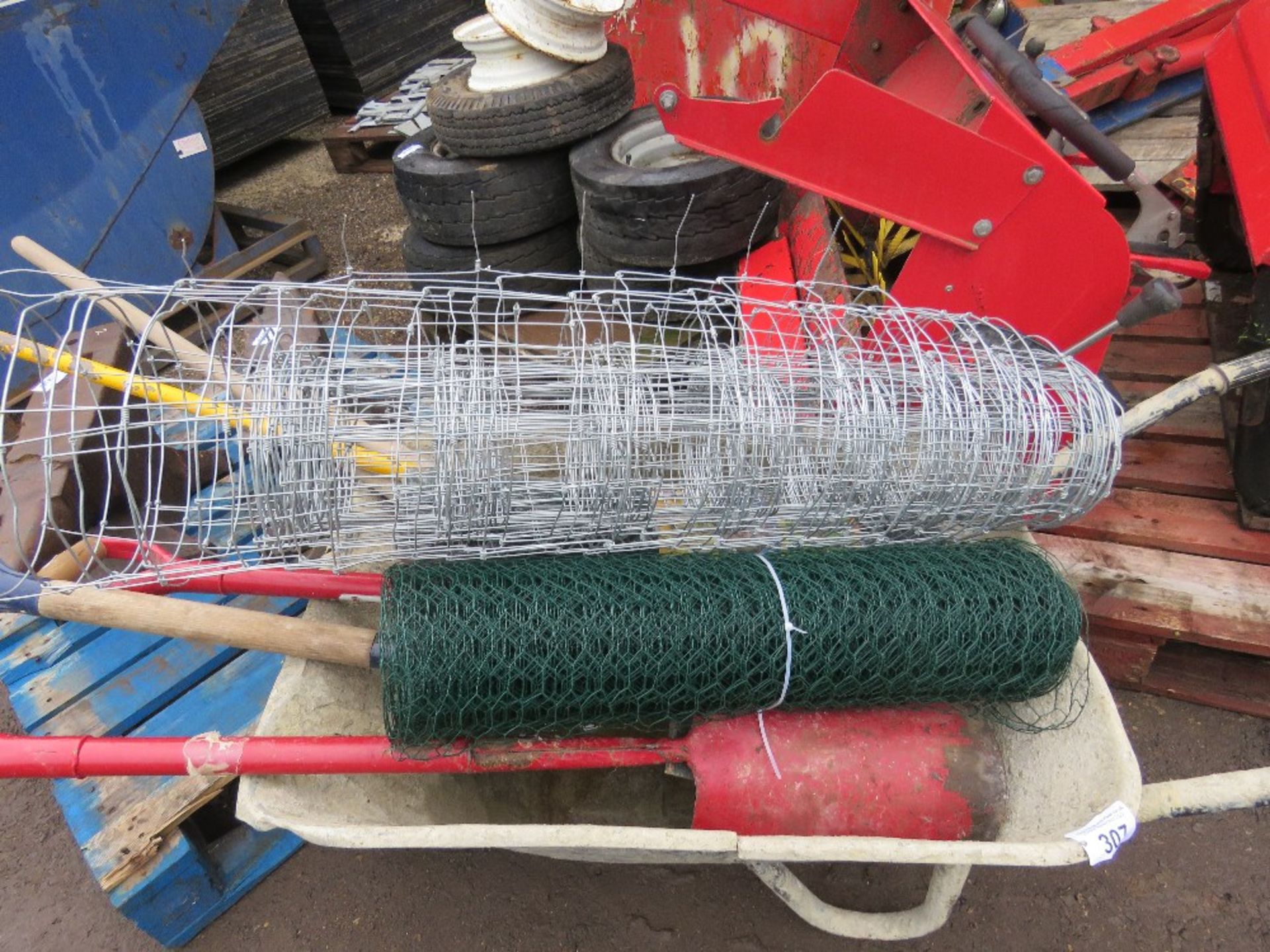 WHEELBARROW, TOOLS & FENCING WIRE. THIS LOT IS SOLD UNDER THE AUCTIONEERS MARGIN SCHEME, THEREFOR - Image 2 of 4