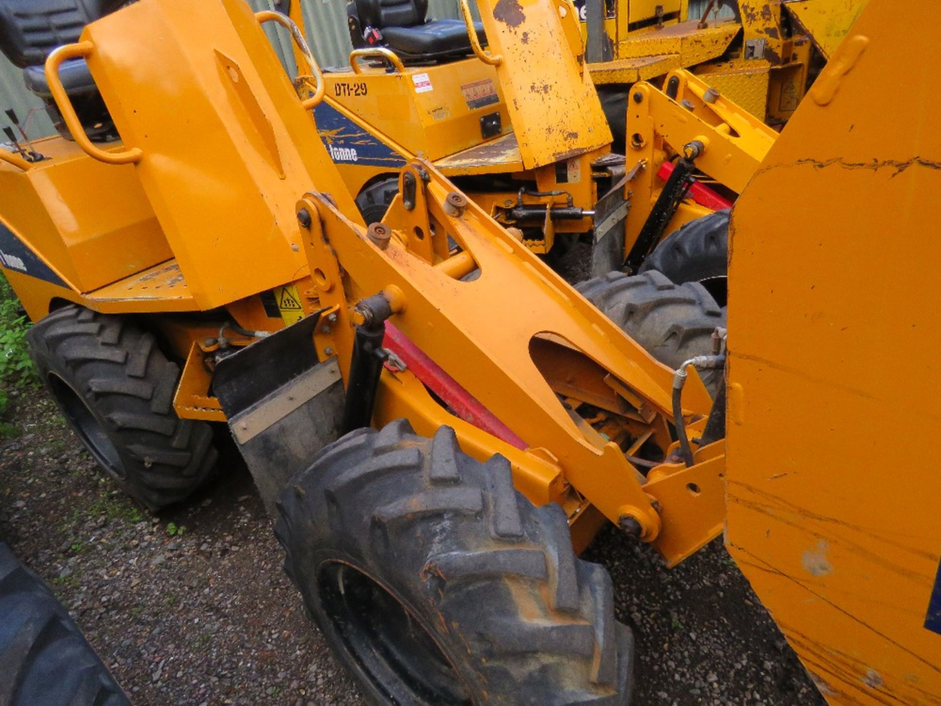 THWAITES HIGH TIP DUMPER, YEAR 2013 BUILD. SN:SLCM201Z1317C5623. (HOUR CLOCK MISSING) WHEN TESTED W - Image 3 of 8