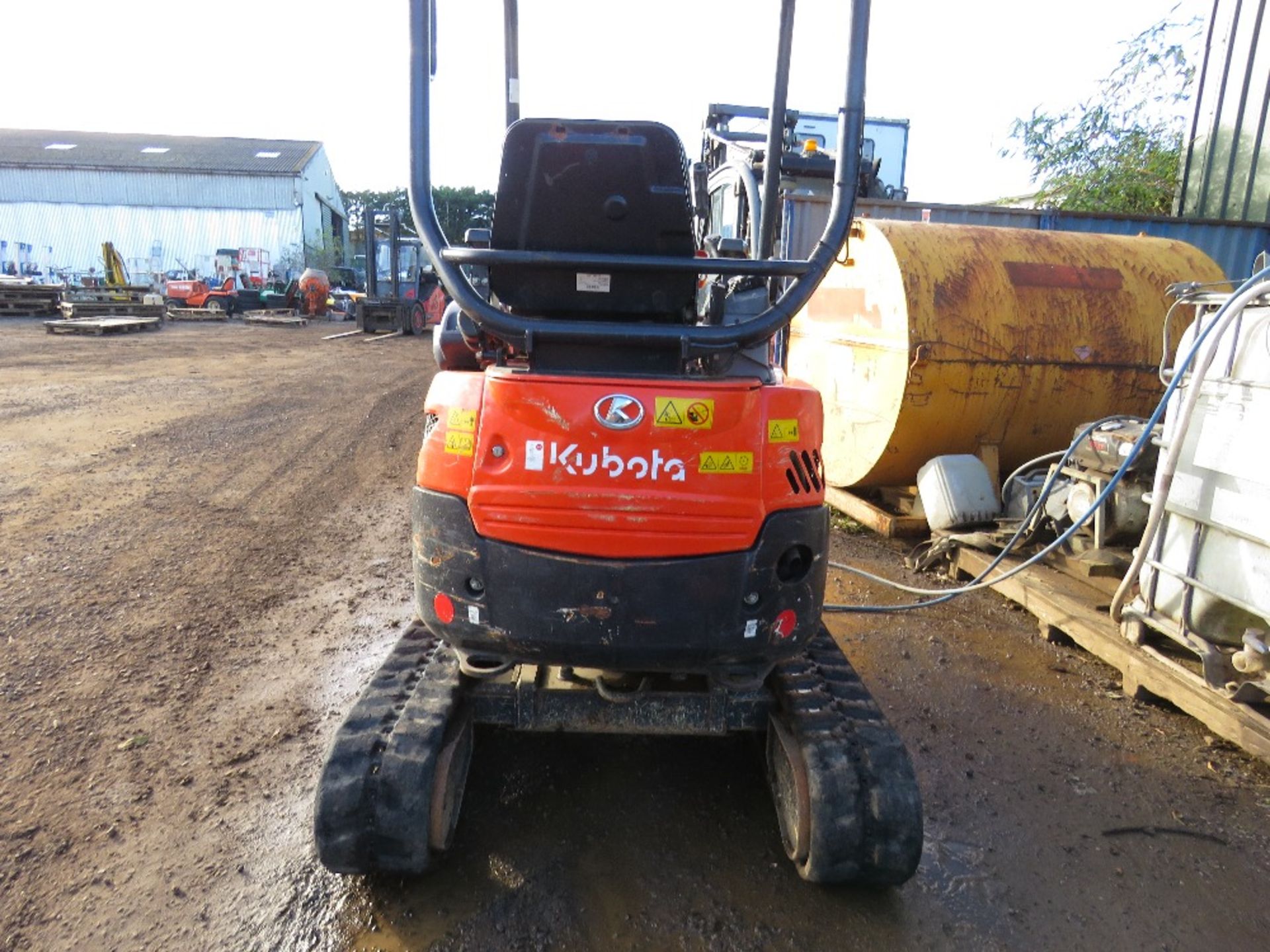 KUBOTA U17-3 RUBBER TRACKED MINI EXCAVATOR YEAR 2020 BUILD. 1358 REC HOURS. SN:KB0V0173PK3K72029. ON - Image 2 of 11