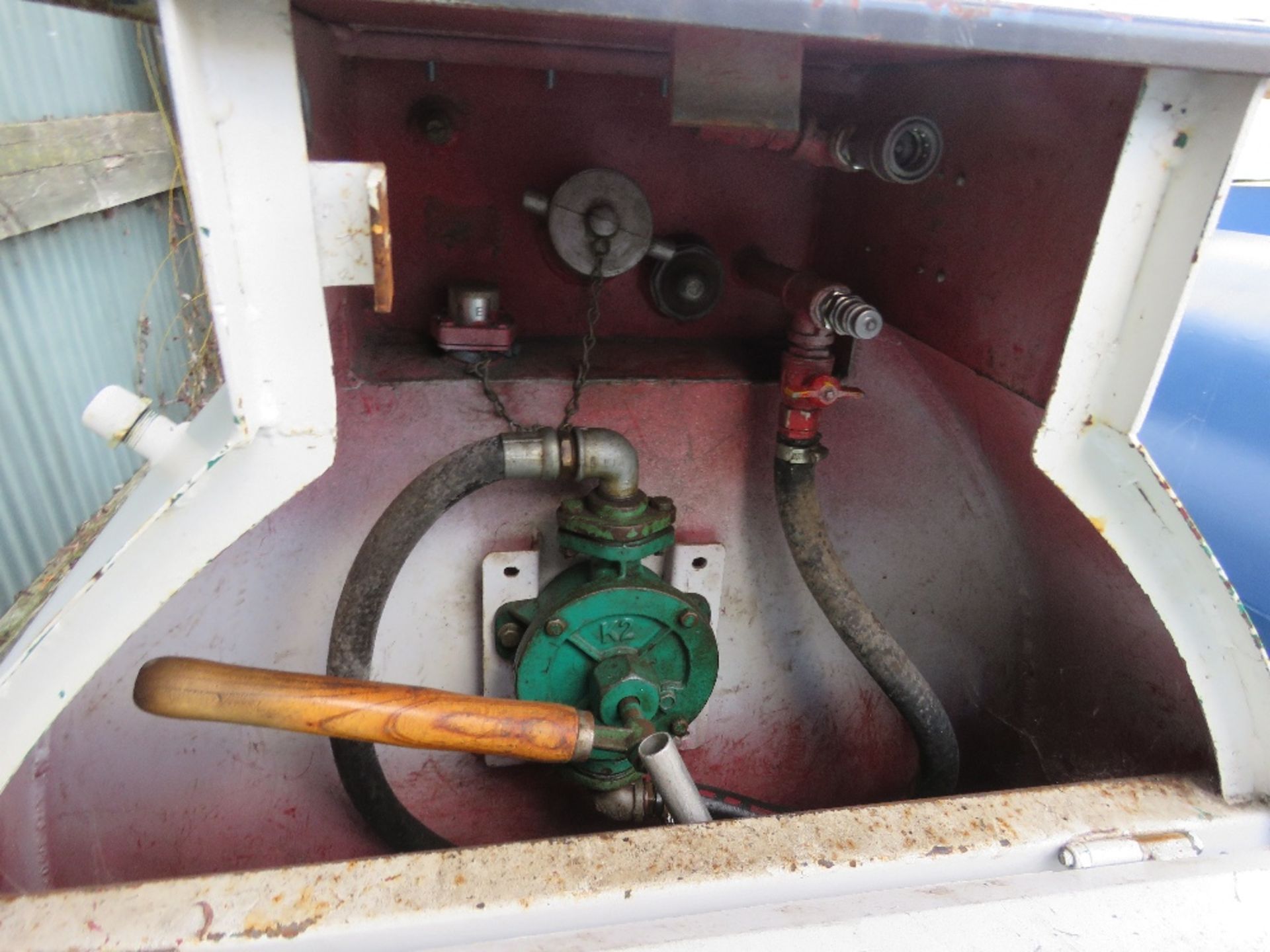 WESTERN ABBI BUNDED FUEL BOWSER COMPLETE WITH HAND PUMP - Image 6 of 6