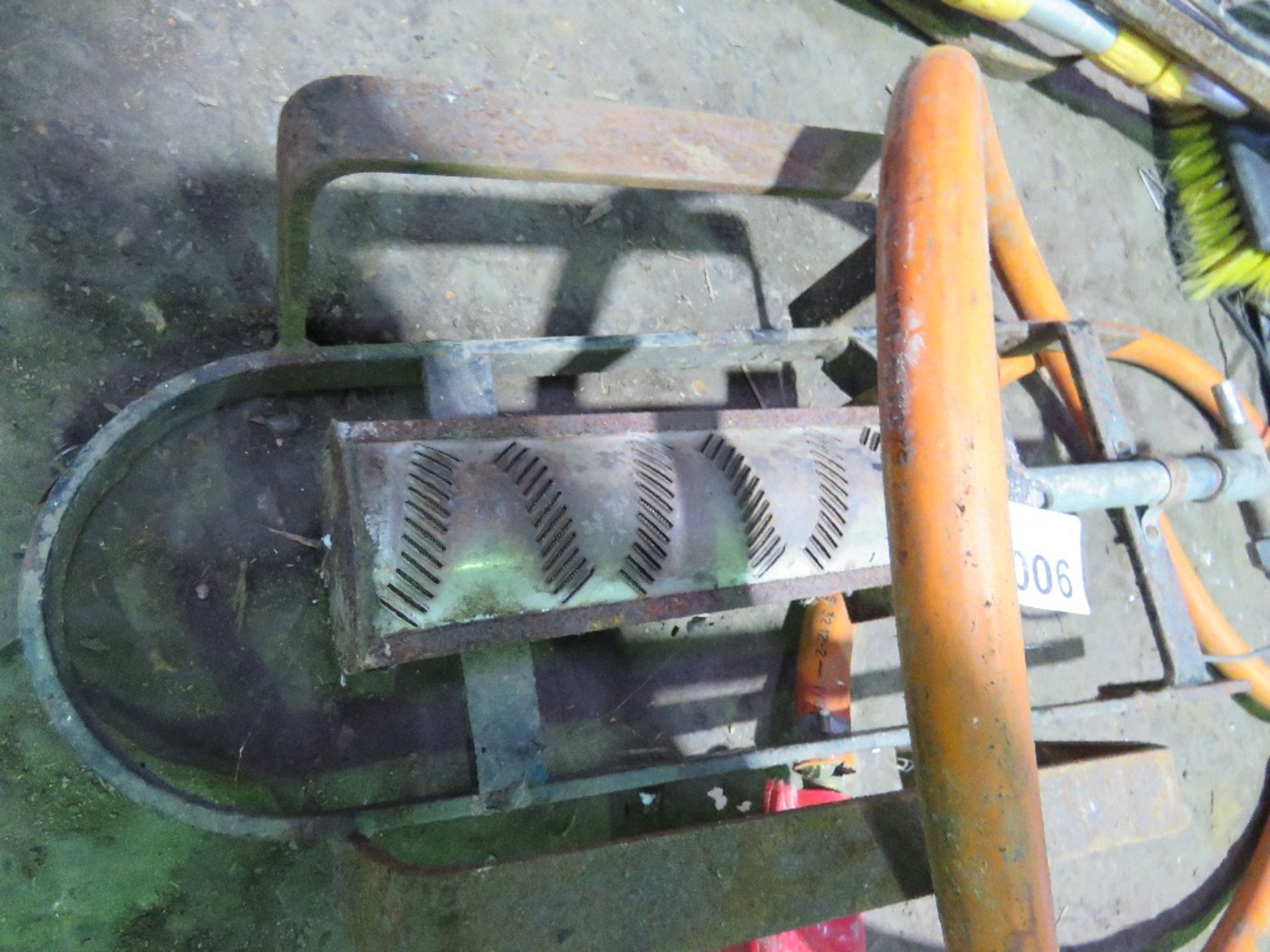 GAS BURNER. SOURCED FROM COMPANY LIQUIDATION. - Image 3 of 4