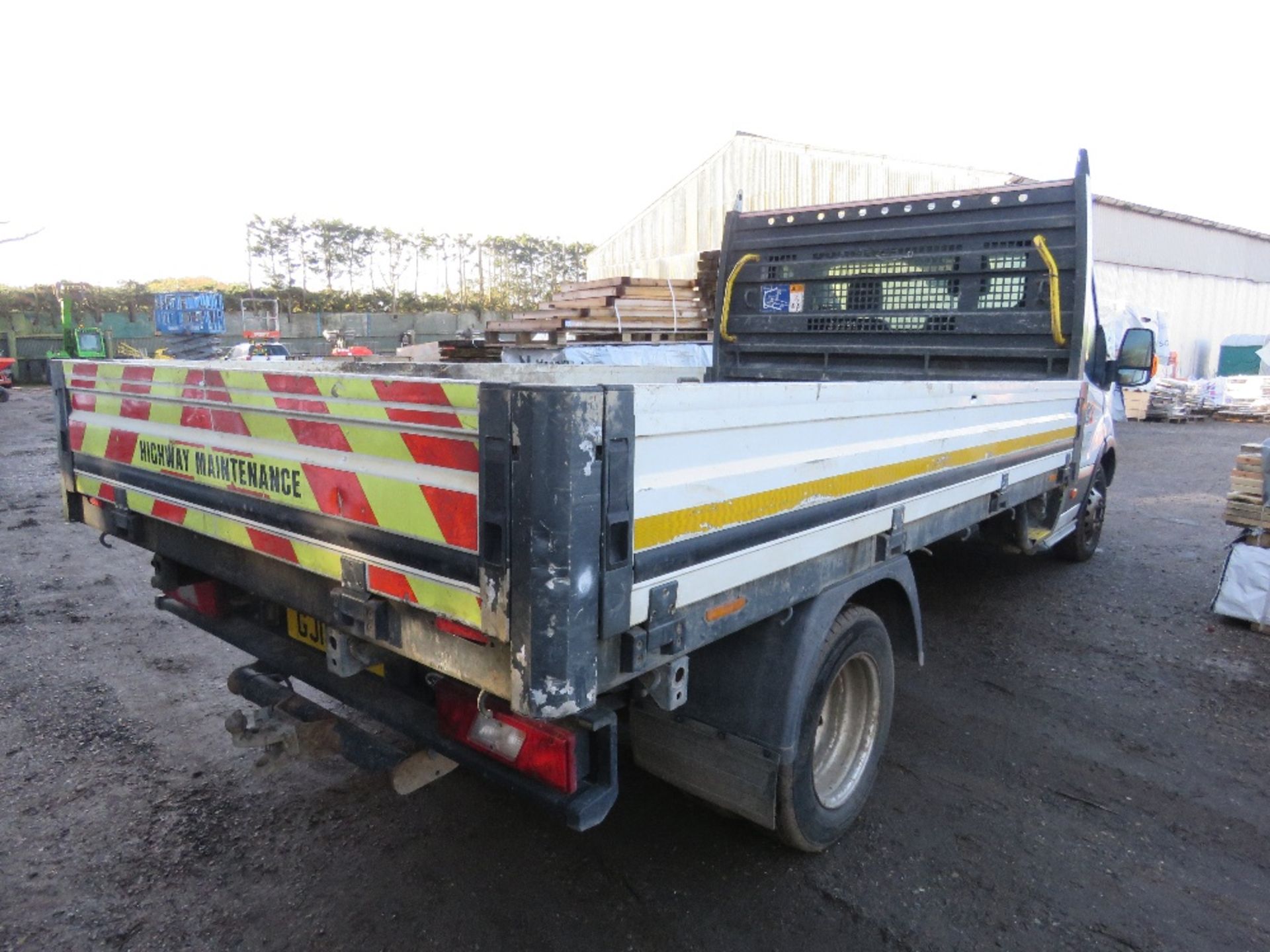 FORD TRANSIT 350 TWIN WHEEL 3.5TONNE DROP SIDE TRUCK REG:GJ15 BVF 171,660 REC MILES. 3 KEYS. MOT 03/ - Image 9 of 12