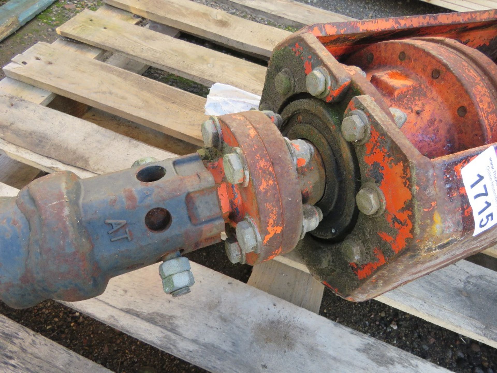 EXCAVATOR MOUNTED HYDRAULIC DRIVEN AUGER DRIVE HEAD. 35MM TOP IN SIZE. HAS A 65MM ROUND AUGER ADAPTE - Image 4 of 4