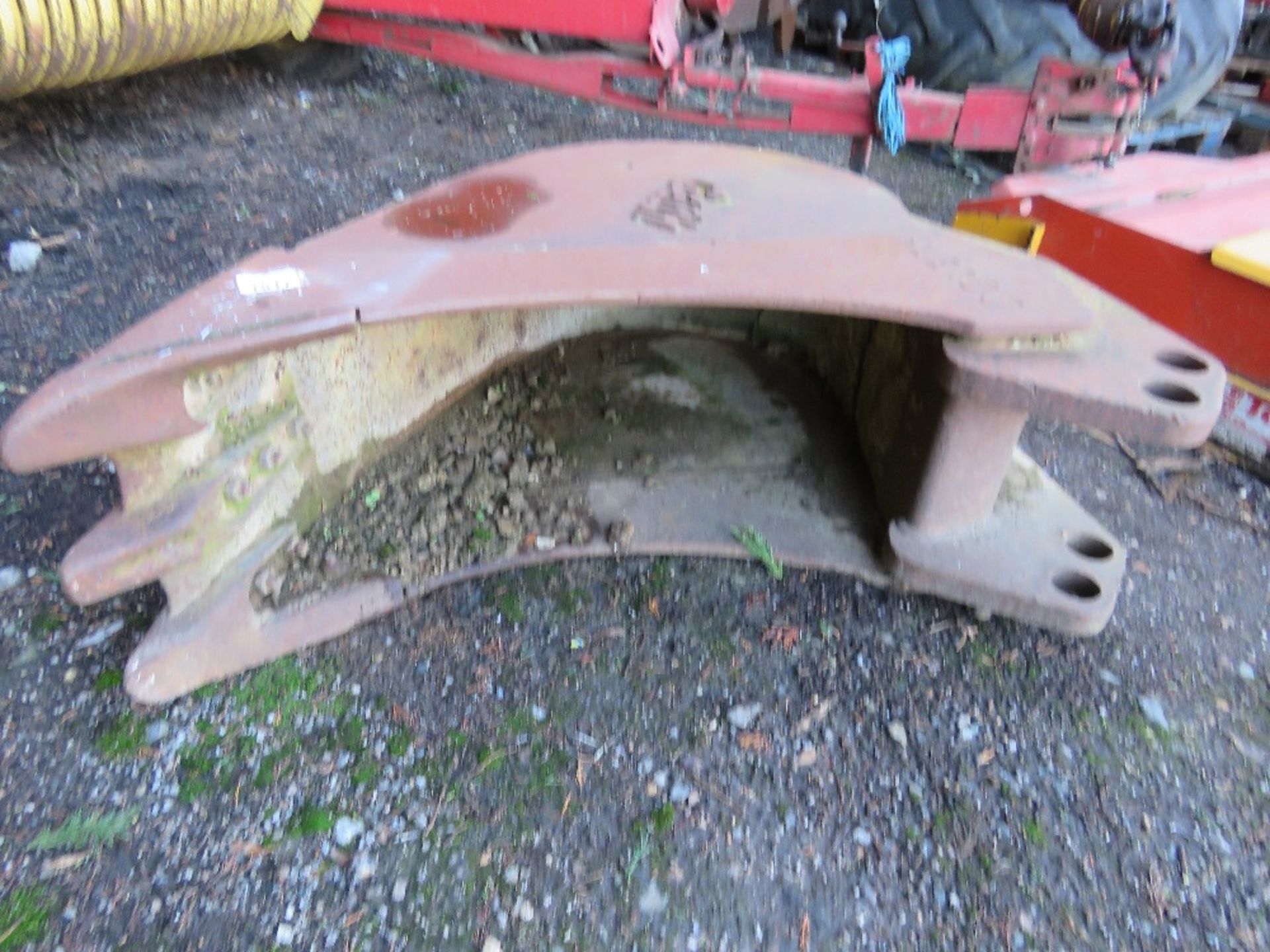 GEITH CASE EXCAVATOR BUCKET, 450MM WIDTH SUITABLE FOR 60MM PINS. - Image 2 of 3