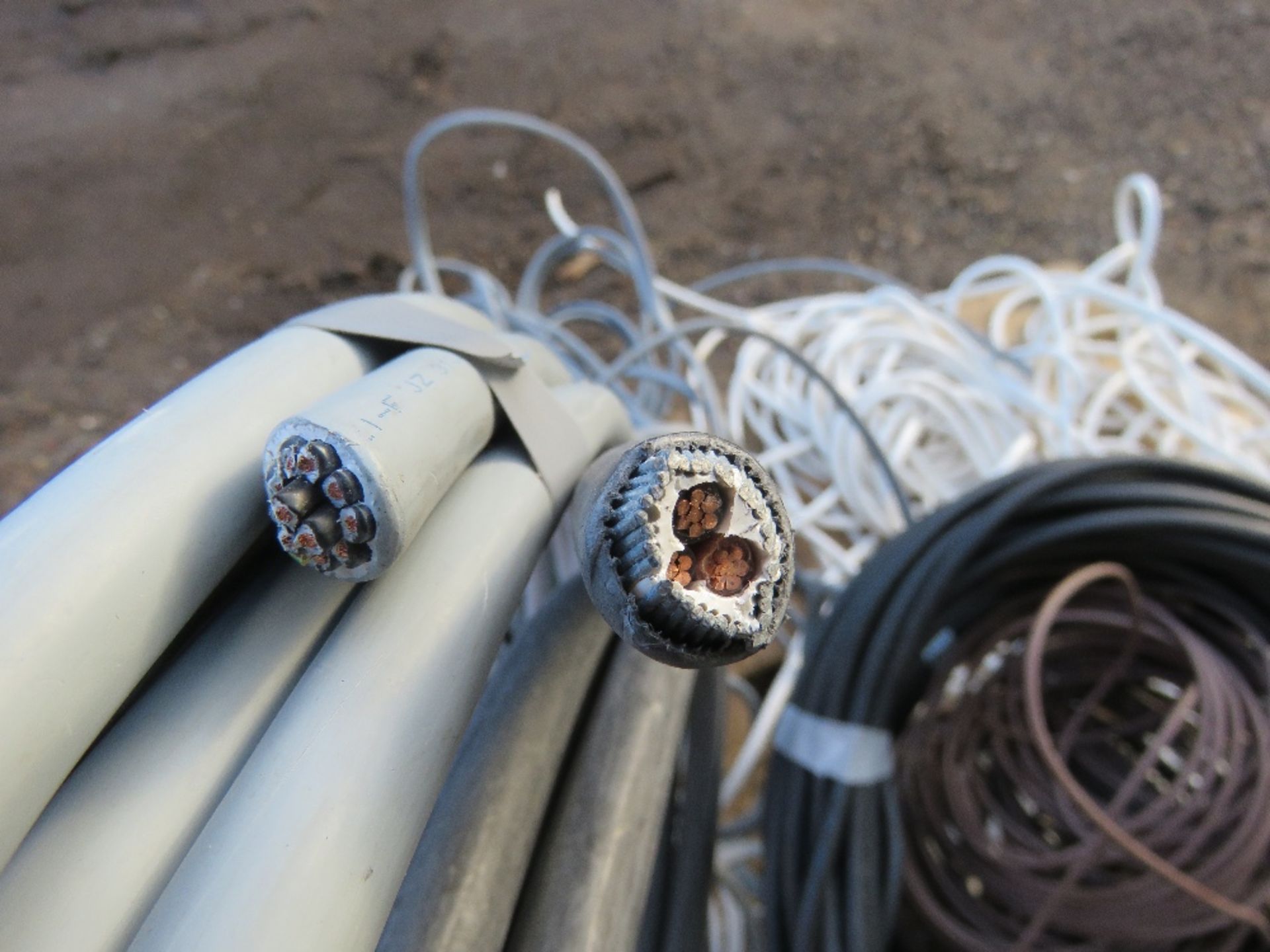 PALLET OF ASSORTED UNUSED ELECTRICAL CABLES. THIS LOT IS SOLD UNDER THE AUCTIONEERS MARGIN SCHEME - Image 6 of 6