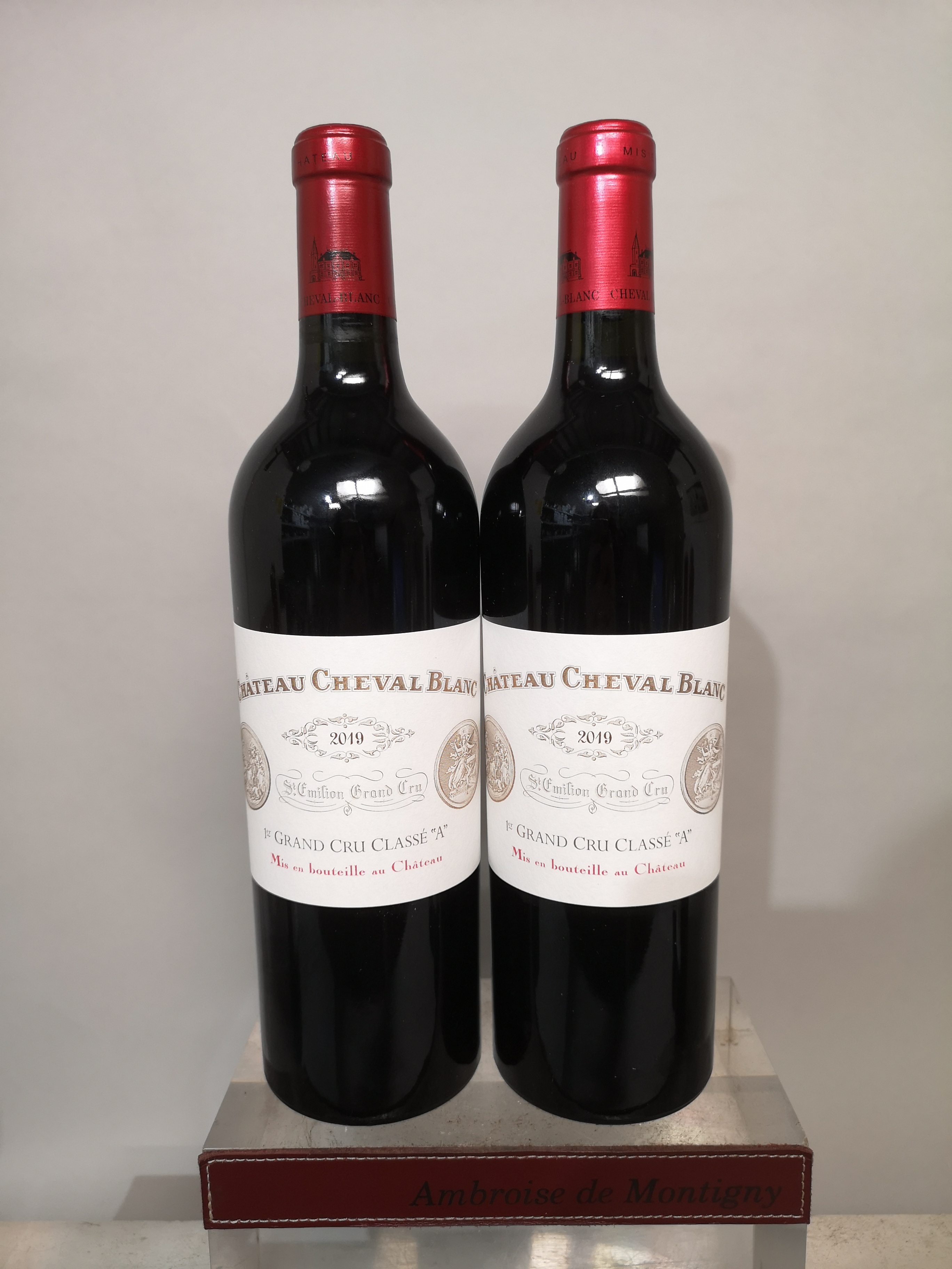 2 bottles Château CHEVAL BLANC - Gcc Saint-Emilion 2019.