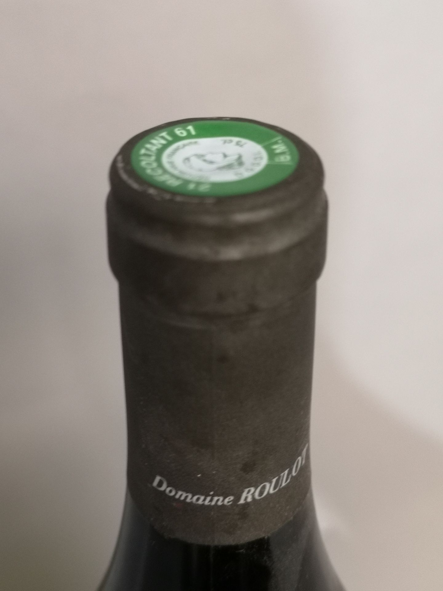 1 bottle MEURSAULT 1er Cru Charmes - ROULOT 2012.
 Label slightly stained. - Image 2 of 2