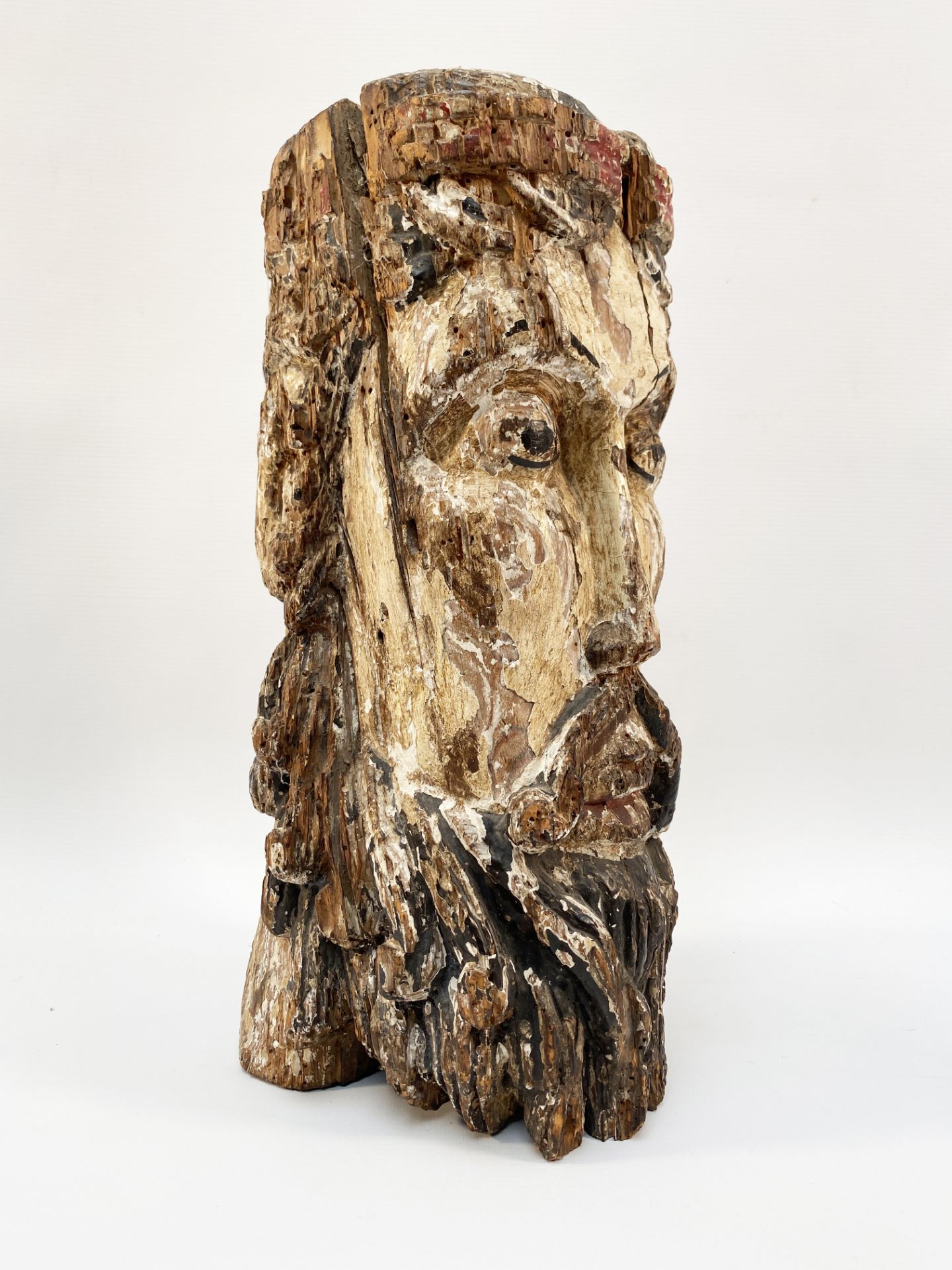 Popular work of the 20th century § VMHead of Christ with beard, in polychrome carved woodenH .: 41 c - Image 3 of 4