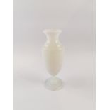 White opalin glass baluster vase.H .: 22.5 cm.
