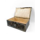 Rectangular silver jewelry chest (min. 800) with a decoration engraved with firm of scrolls and cart
