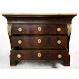 A chests in mahogany and mahogany veneer opening with three drawers.The curved uprights adorned
