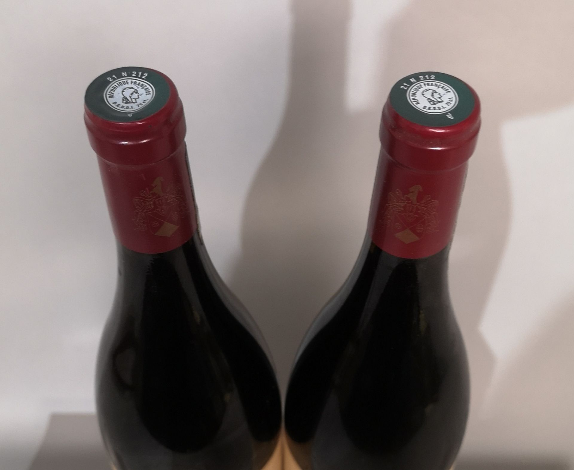 2 bottles Griotte Chambertin Grand Cru - Domaine Ponsot 2007. - Bild 2 aus 2