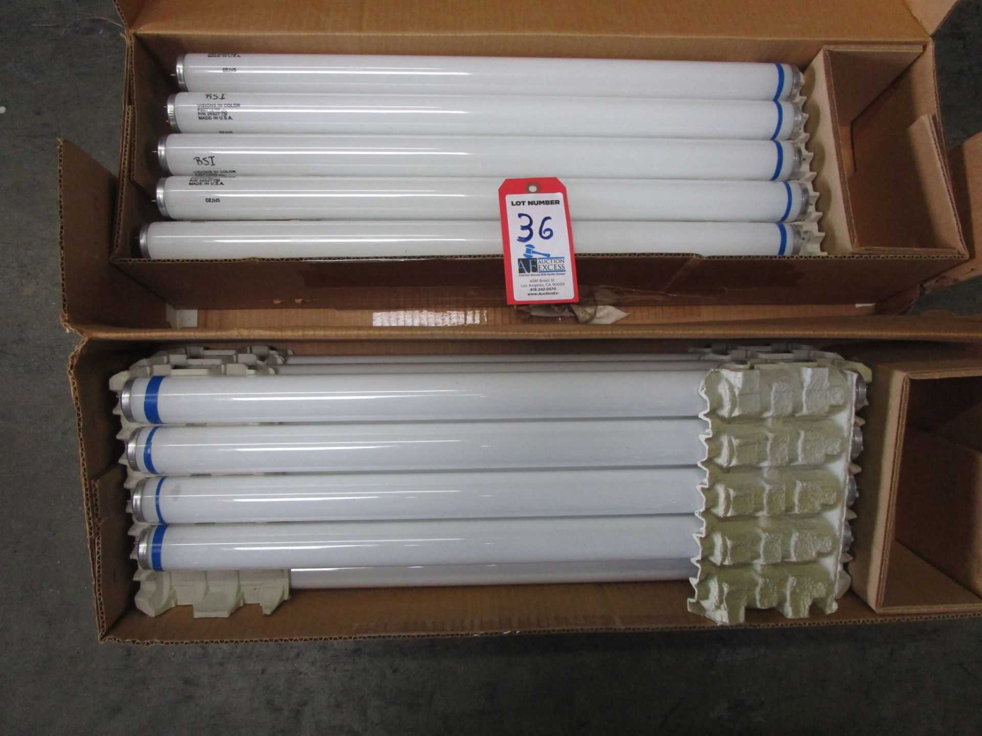 5 BOXES FLUOURESCENT TUBE LIGHTS NOS - Image 3 of 5