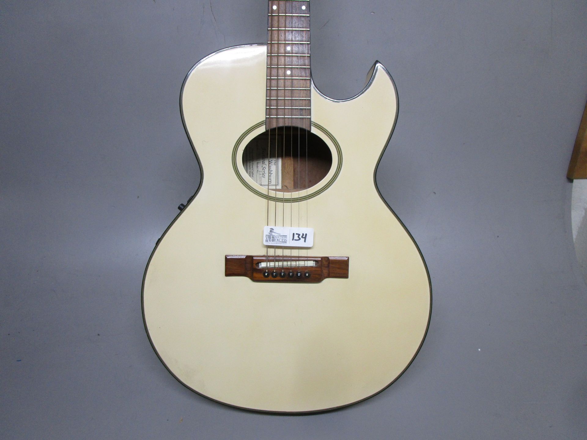 WASHBURN EQUIS II MODEL EA 20WH FESTIVAL SERIES ACOUSTIC/ELECTRIC GUITAR WITH CASE - Image 3 of 9