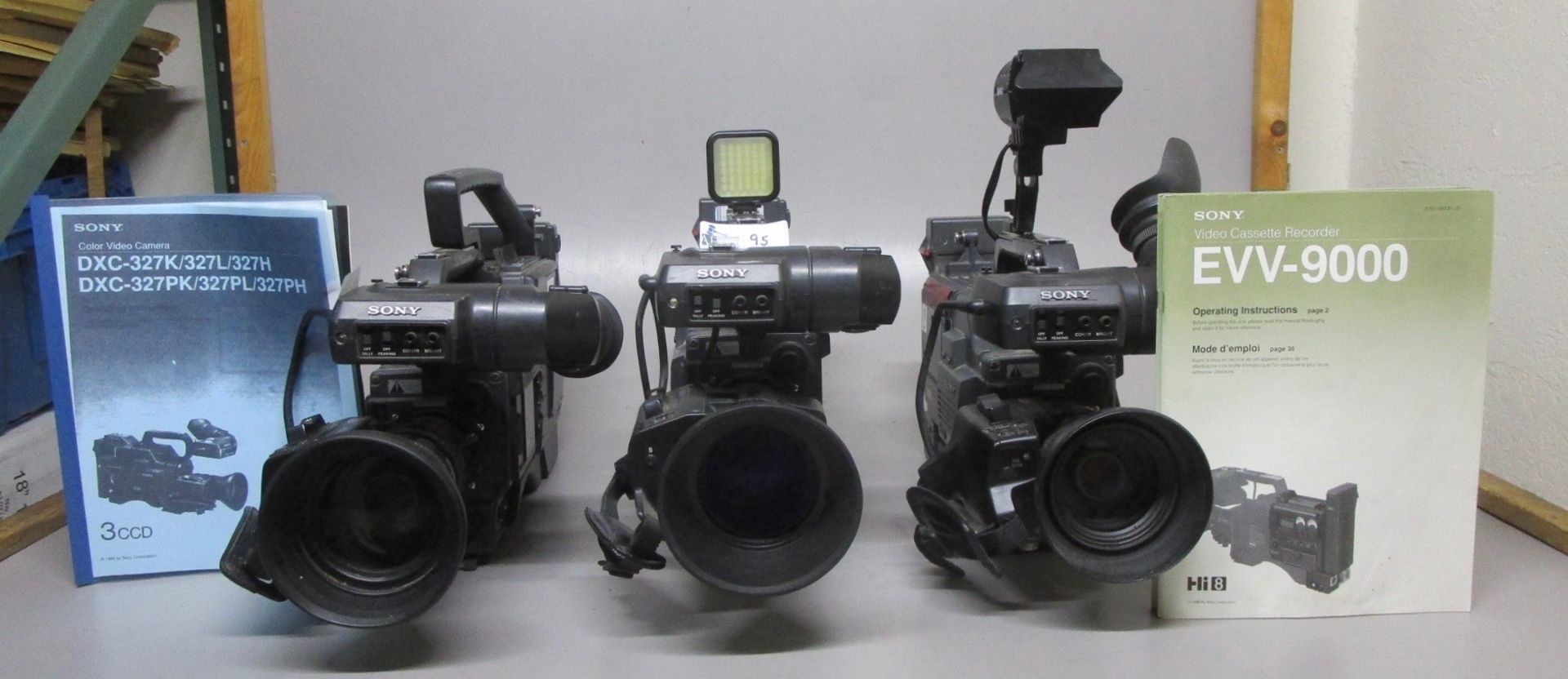 LOT OF 3 SONY CAM CORDERS - Image 2 of 5