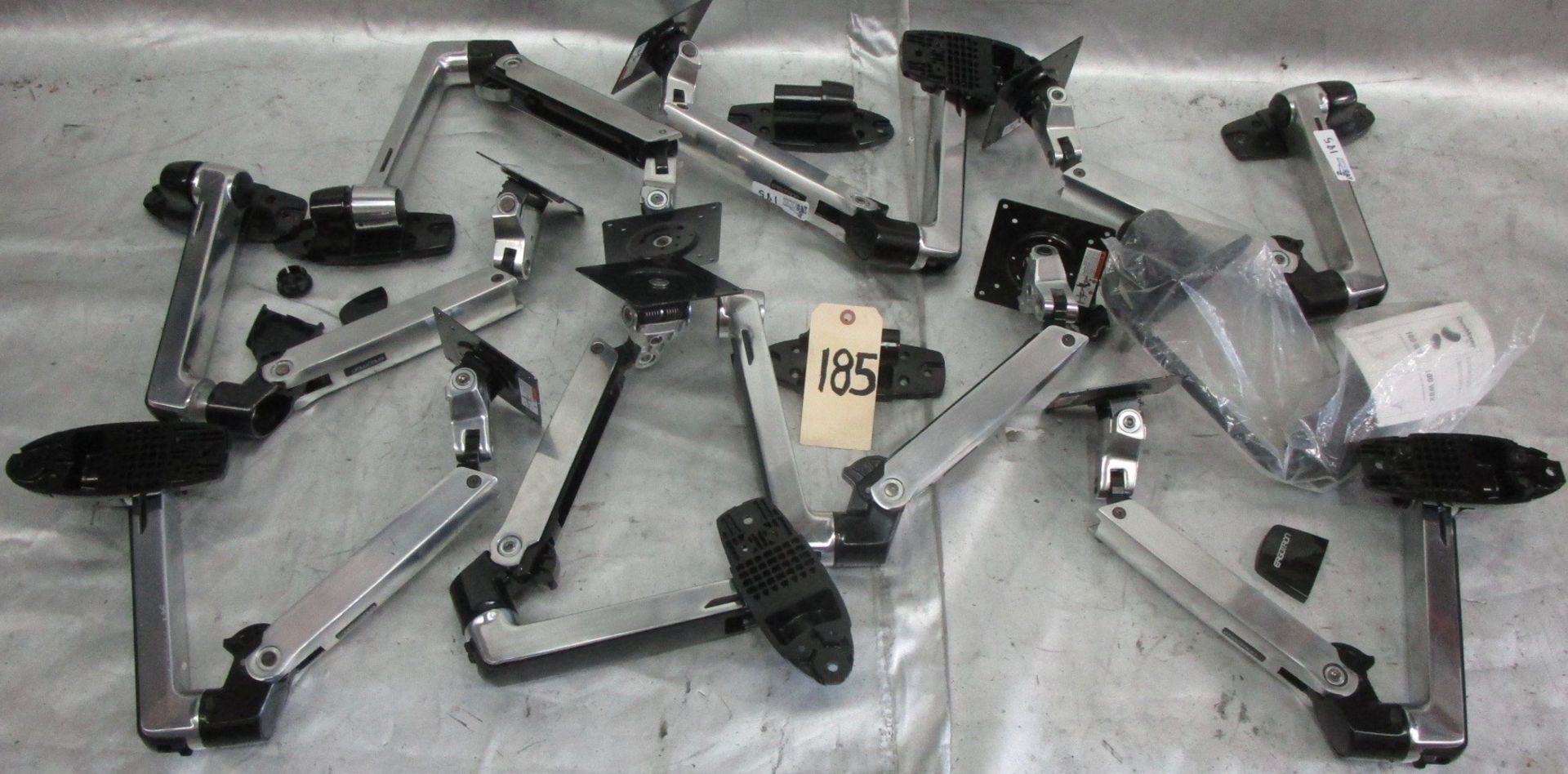 LOT ERGOTRON MOUNTS/MORE