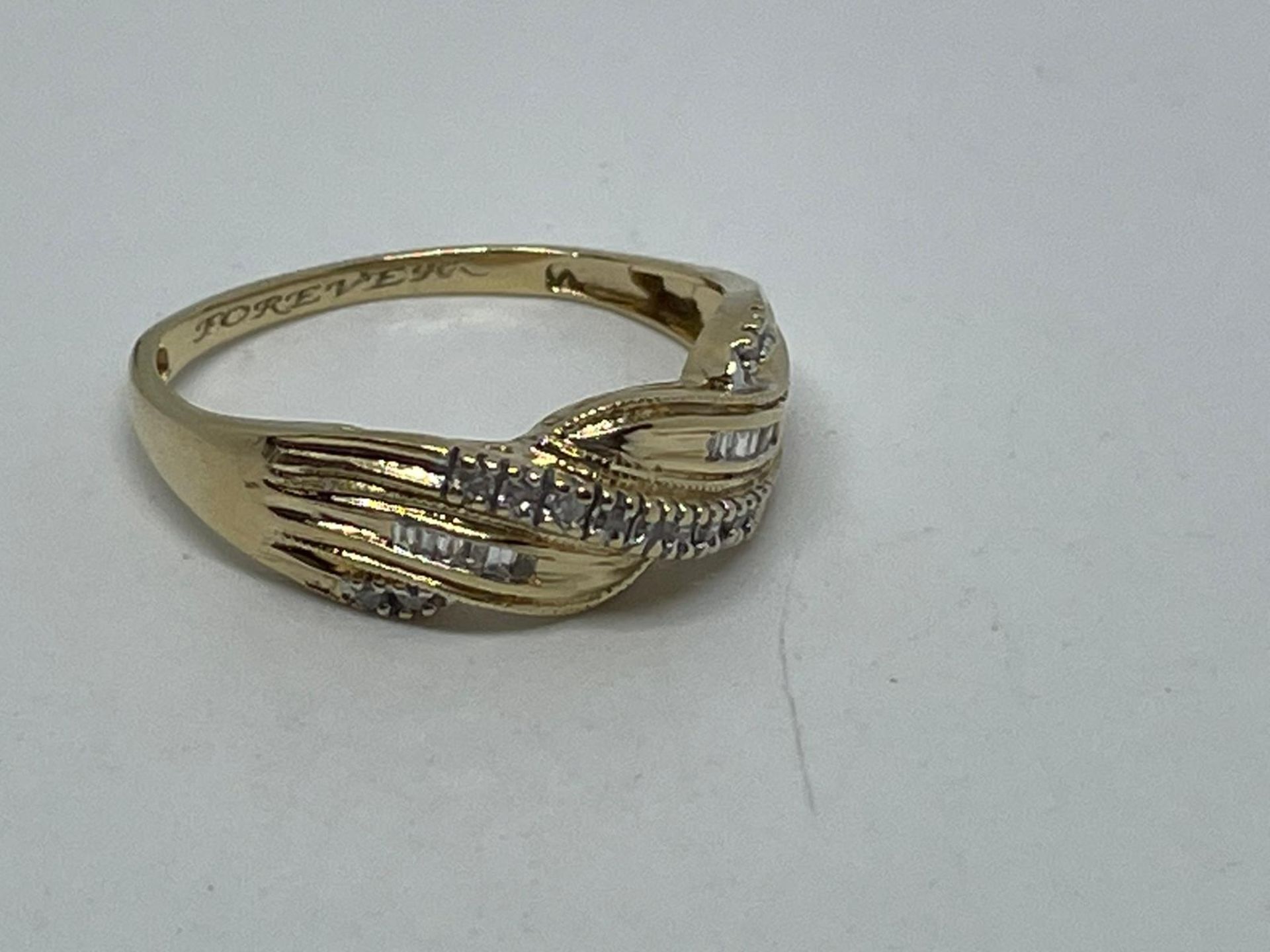 14 ct gold diamond ring - Image 2 of 2