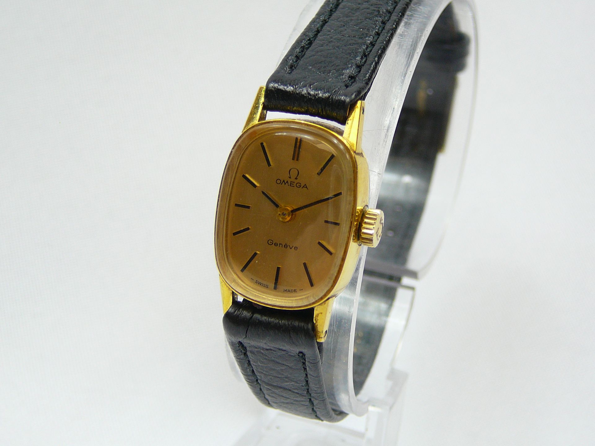 Ladies Vintage Omega Wrist Watch