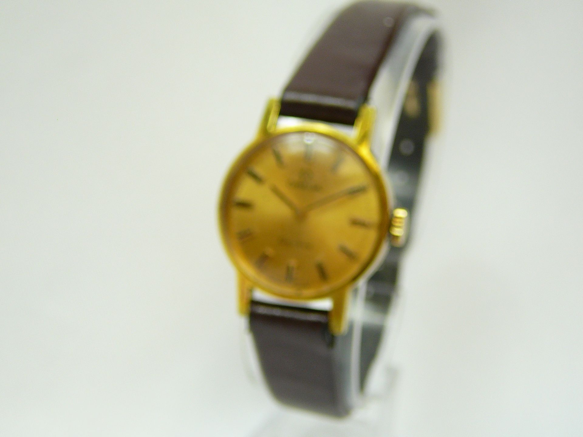 Ladies Vintage Wrist Watch - Image 2 of 3