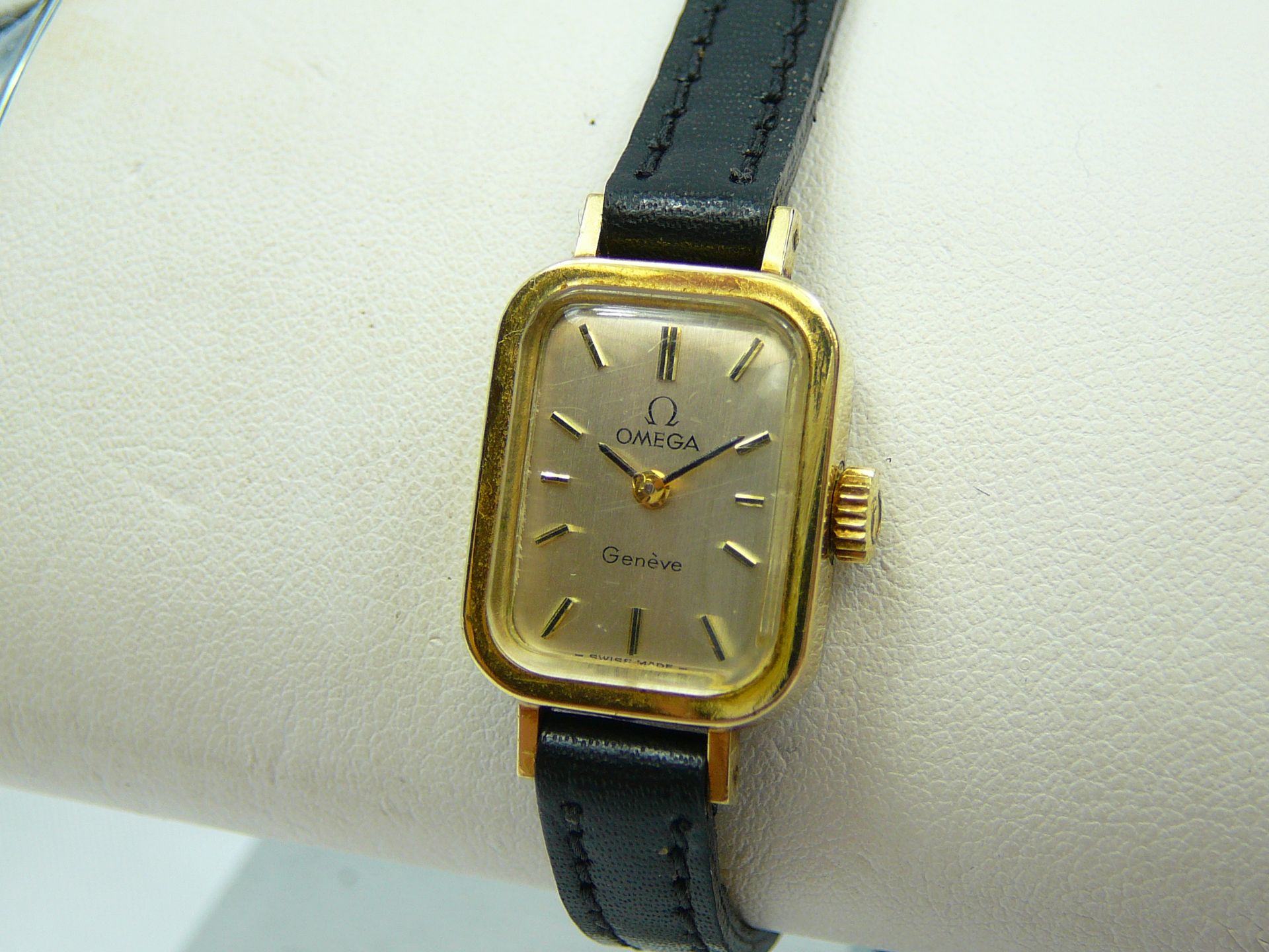 Ladies Vintage Omega Wristwatch