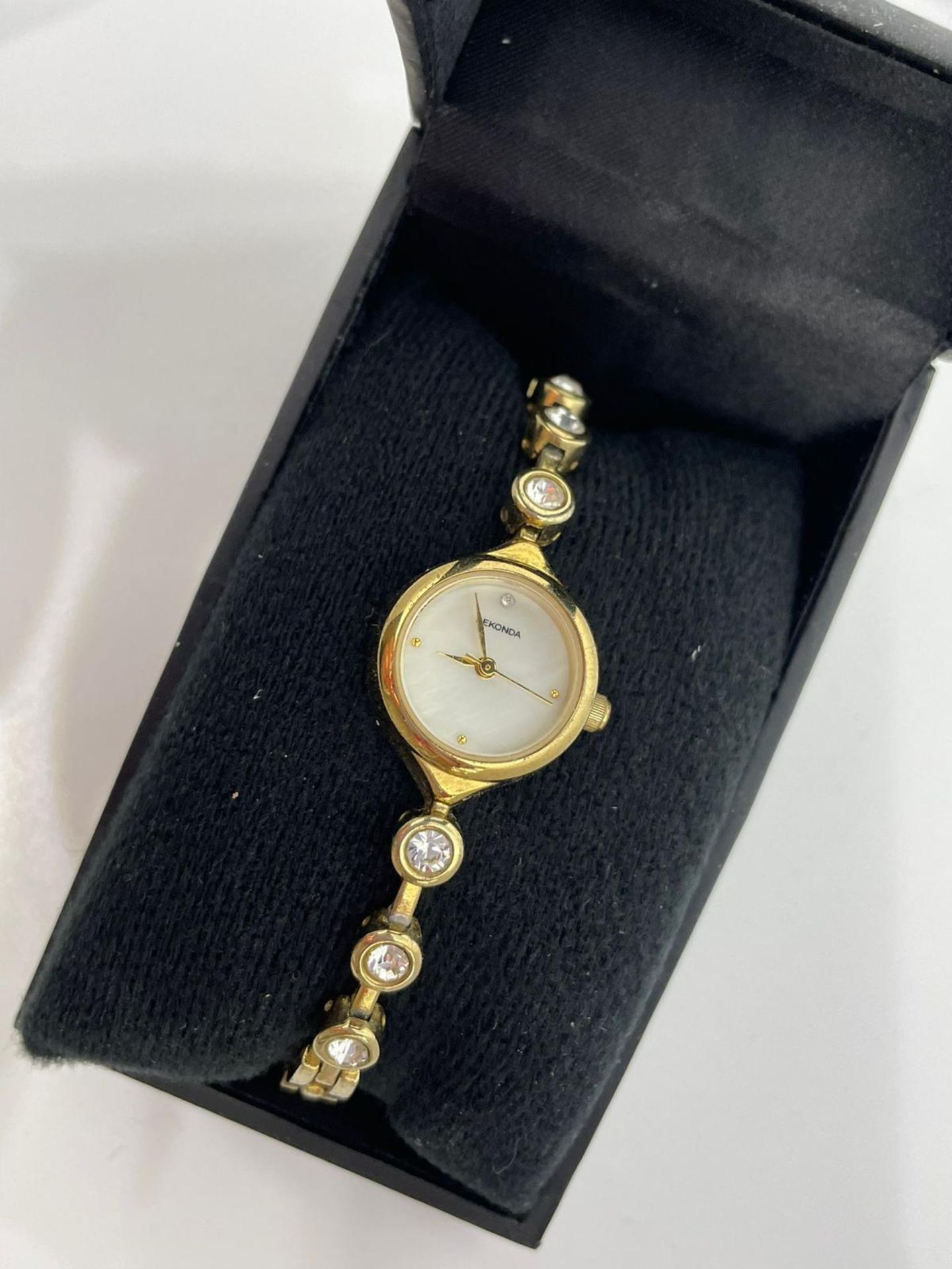 Sekonda ladies wrist watch in box