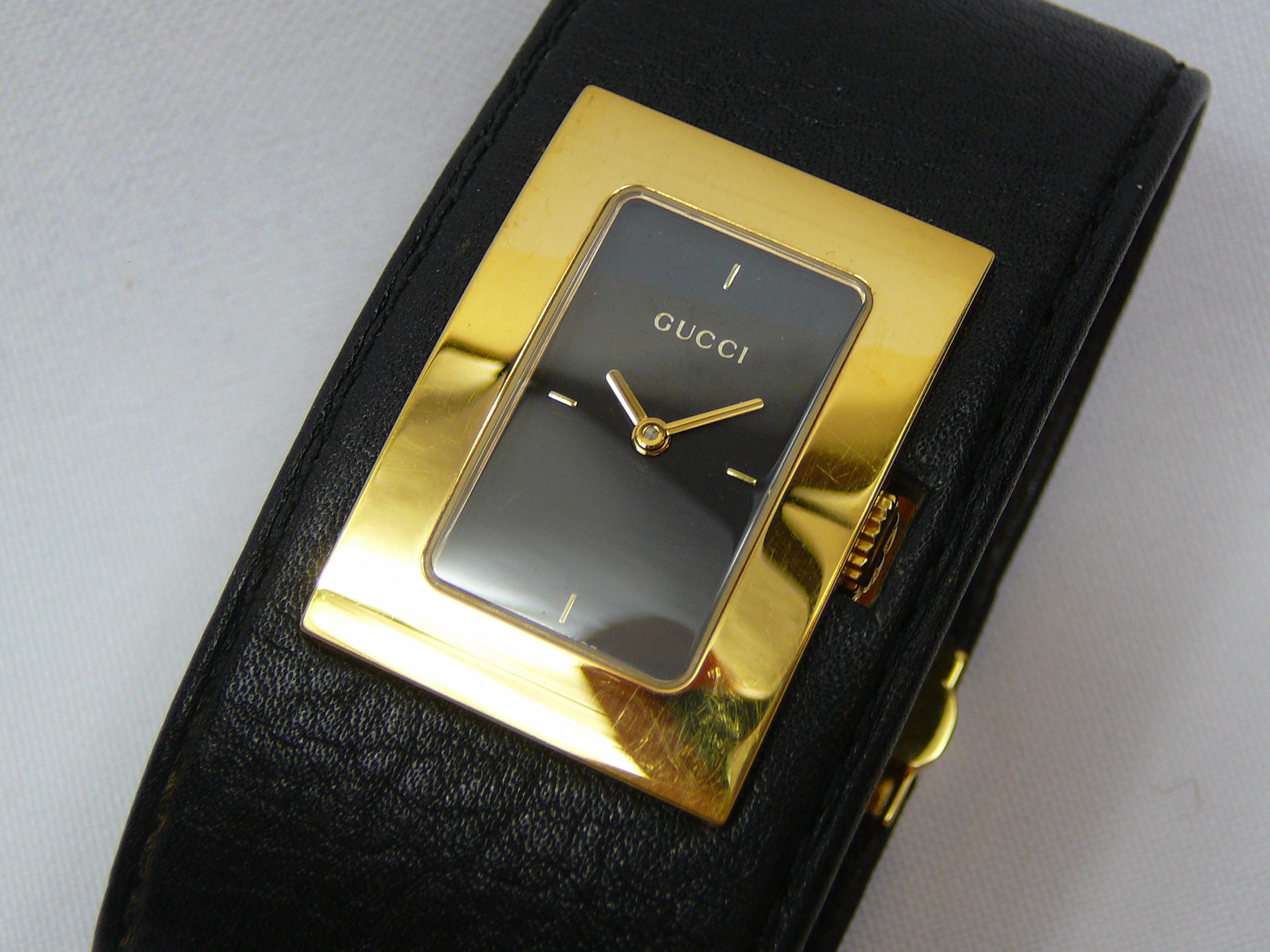 Ladies Gucci Wrist Watch