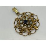 9 ct gold sapphire and pearl pendant