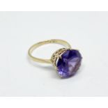 9 ct gold synthetic alexandrite ring